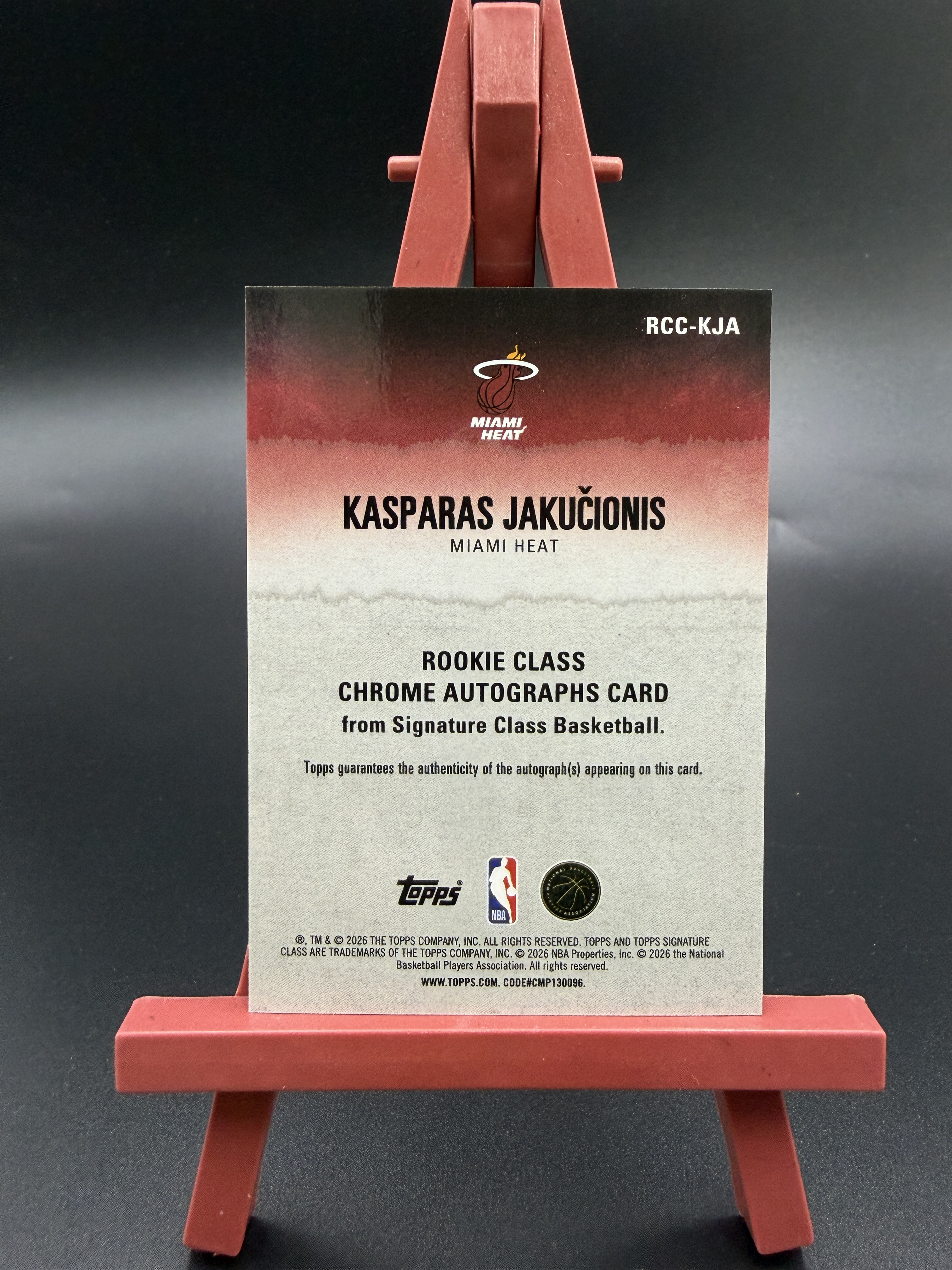 2025-26 Topps Signature Class Kasparas Jakučionis 新秀RC 红折 折射 卡签 签字 同背编 16/25编 顺位 亚库契奥尼斯 热火 卡品如图 XZ86