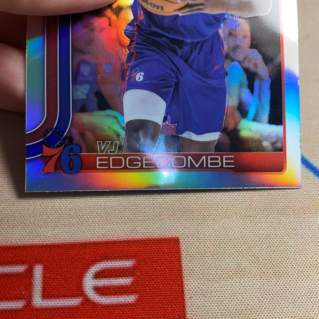 2025-26 Topps Chrome VJ Edgecombe 费城76人 VJ 埃奇库姆 正RC 新秀 银折 #3卡品如图 凑套必备