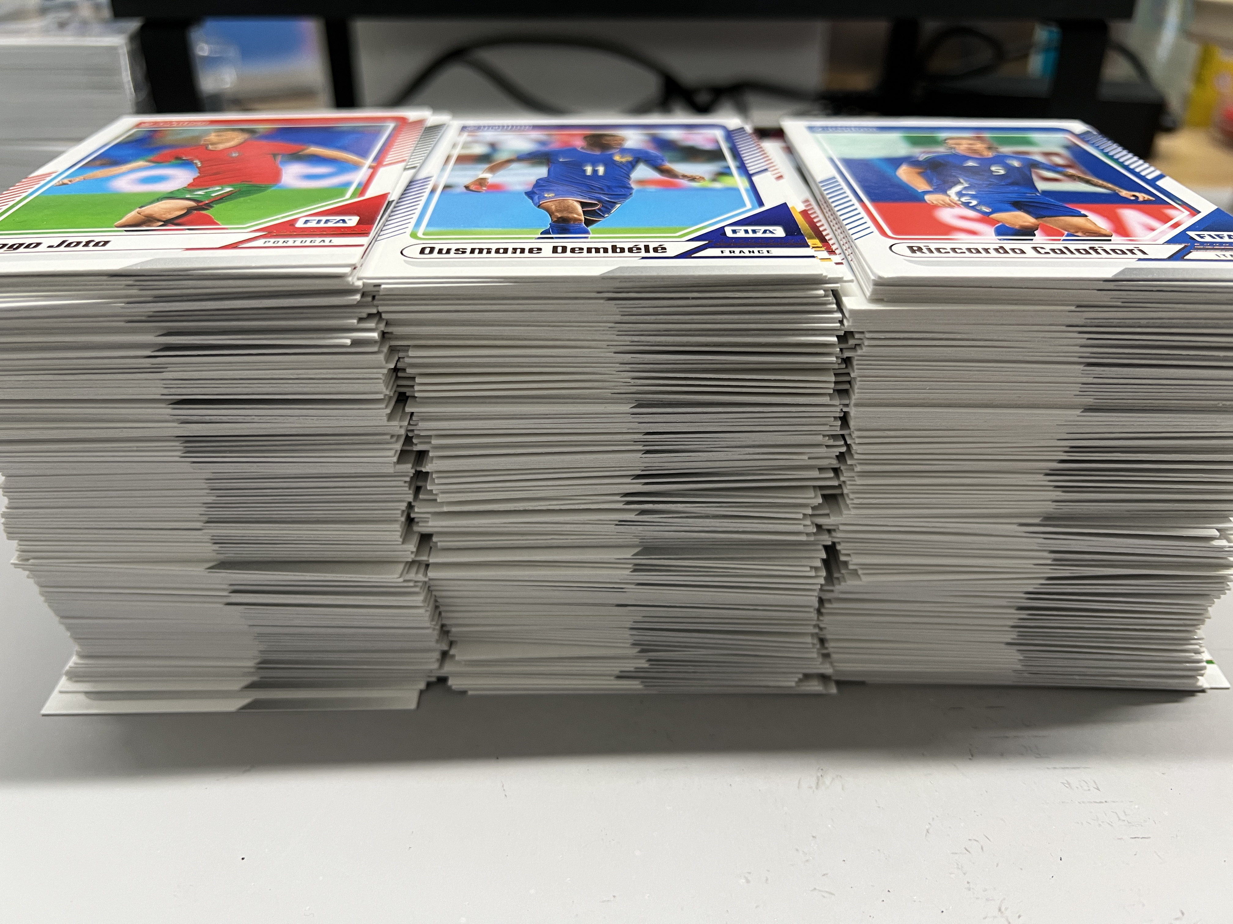 2024-25 Panini Donruss【挂机拍卖】帕尼尼 杜蕾斯 若塔 登贝莱 卡拉菲奥里 J罗 重复 400+lot 卡品如图