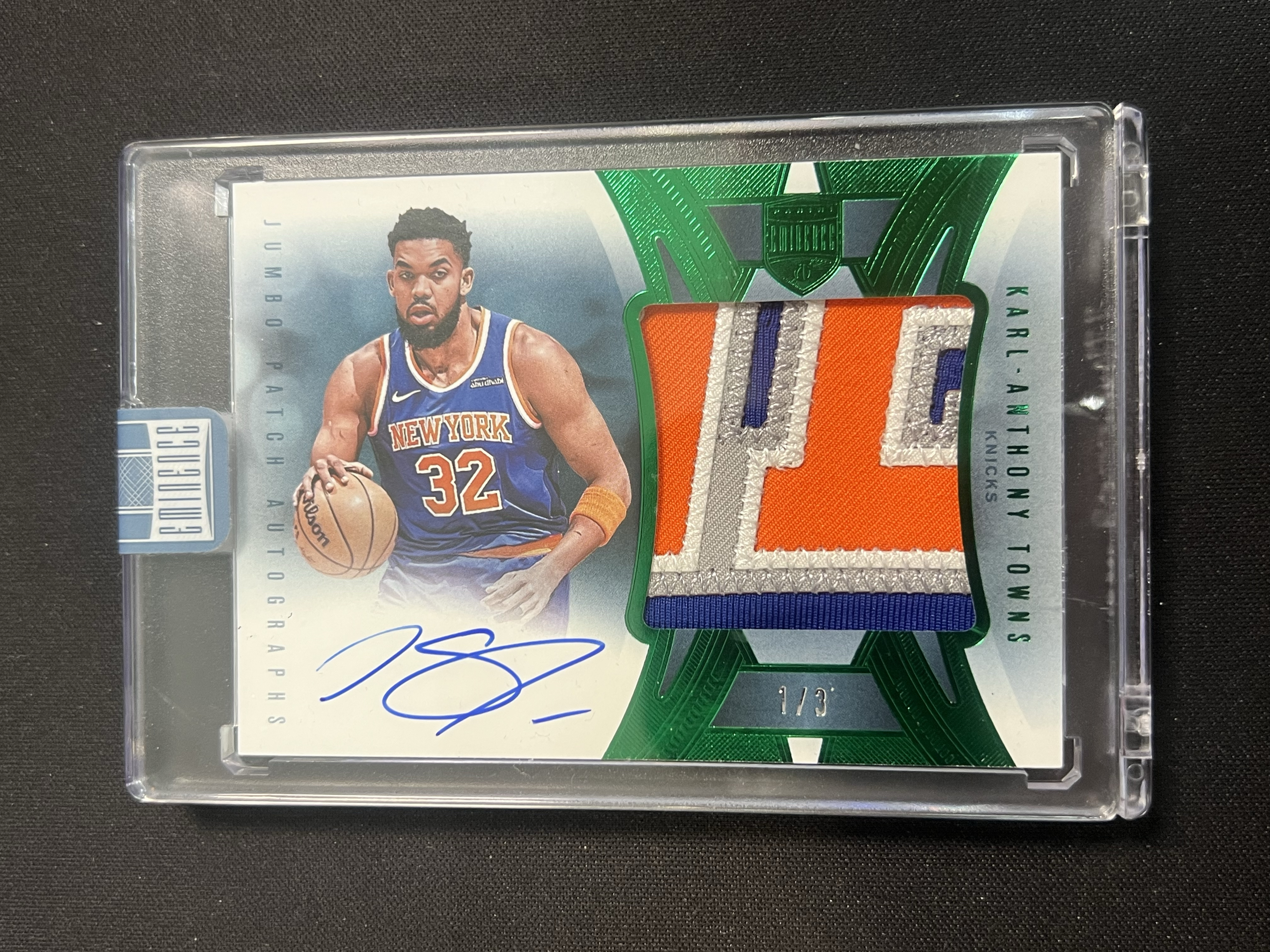 【卡卡星拍卖】 2024-25 Panini Eminence Karl Anthony Towns 大真金 尼克斯 安东尼唐斯 球衣物料 GU 暴力切割 PA 签字 卡签 1/3编 首编 瑕疵如图何