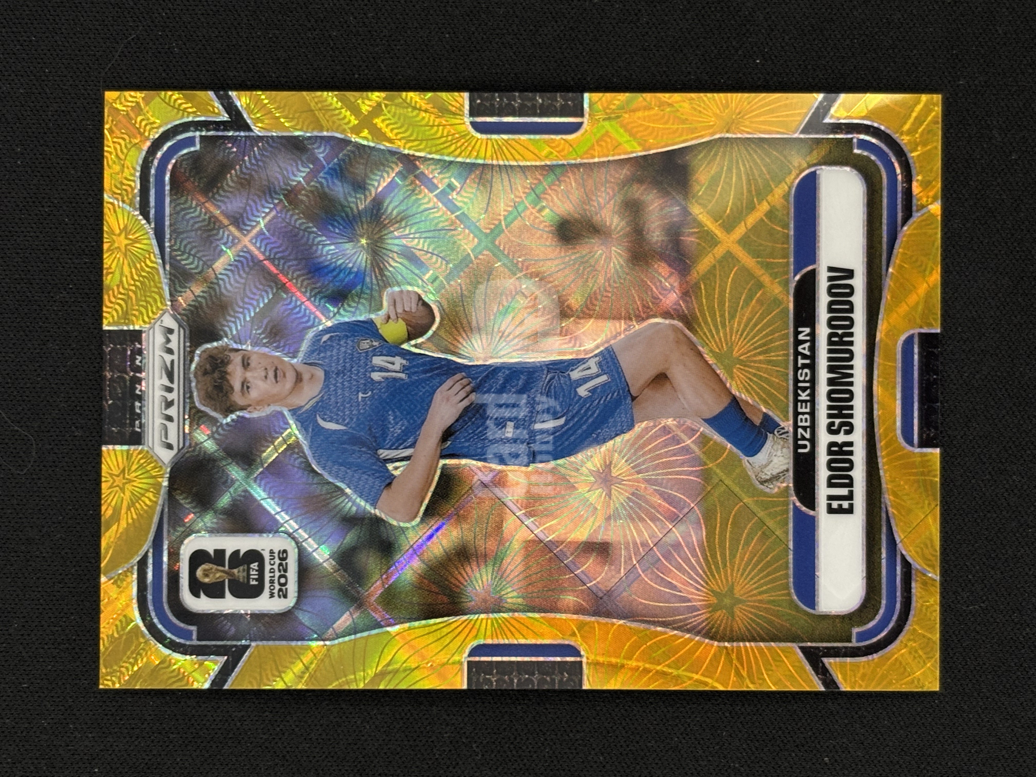 2026 Panini Prizm World Cup Eldor Shomurodov FIFA 世界杯 乌兹别克斯坦 肖穆罗多夫 国际独占 金折射 10/10编 瑕疵如图 - #8-3