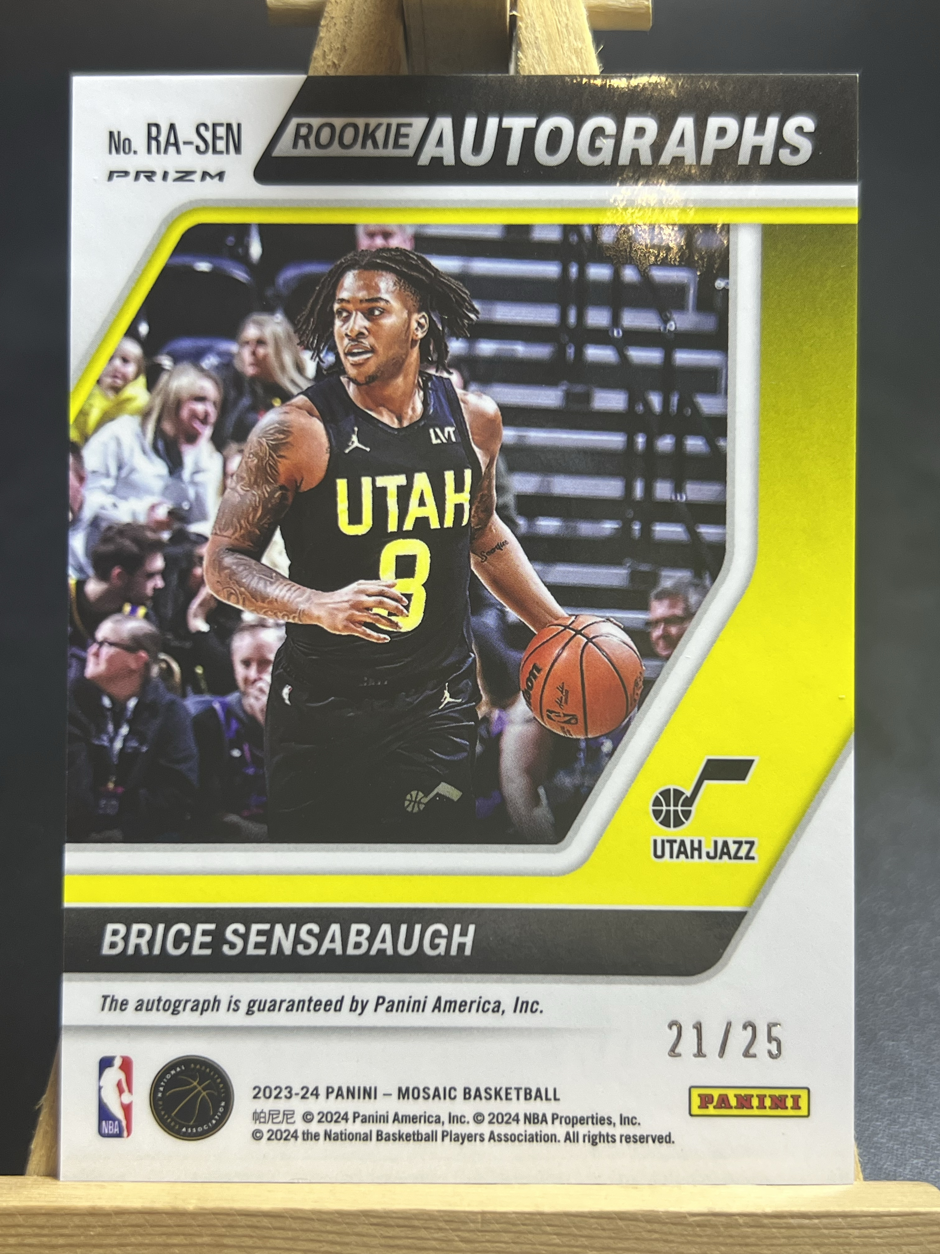 2023-24 Panini Mosaic 马赛克 Brice Sensabaugh 森萨博 爵士 新秀RC 25编 白折 签字 李哥 叉叉拍卖