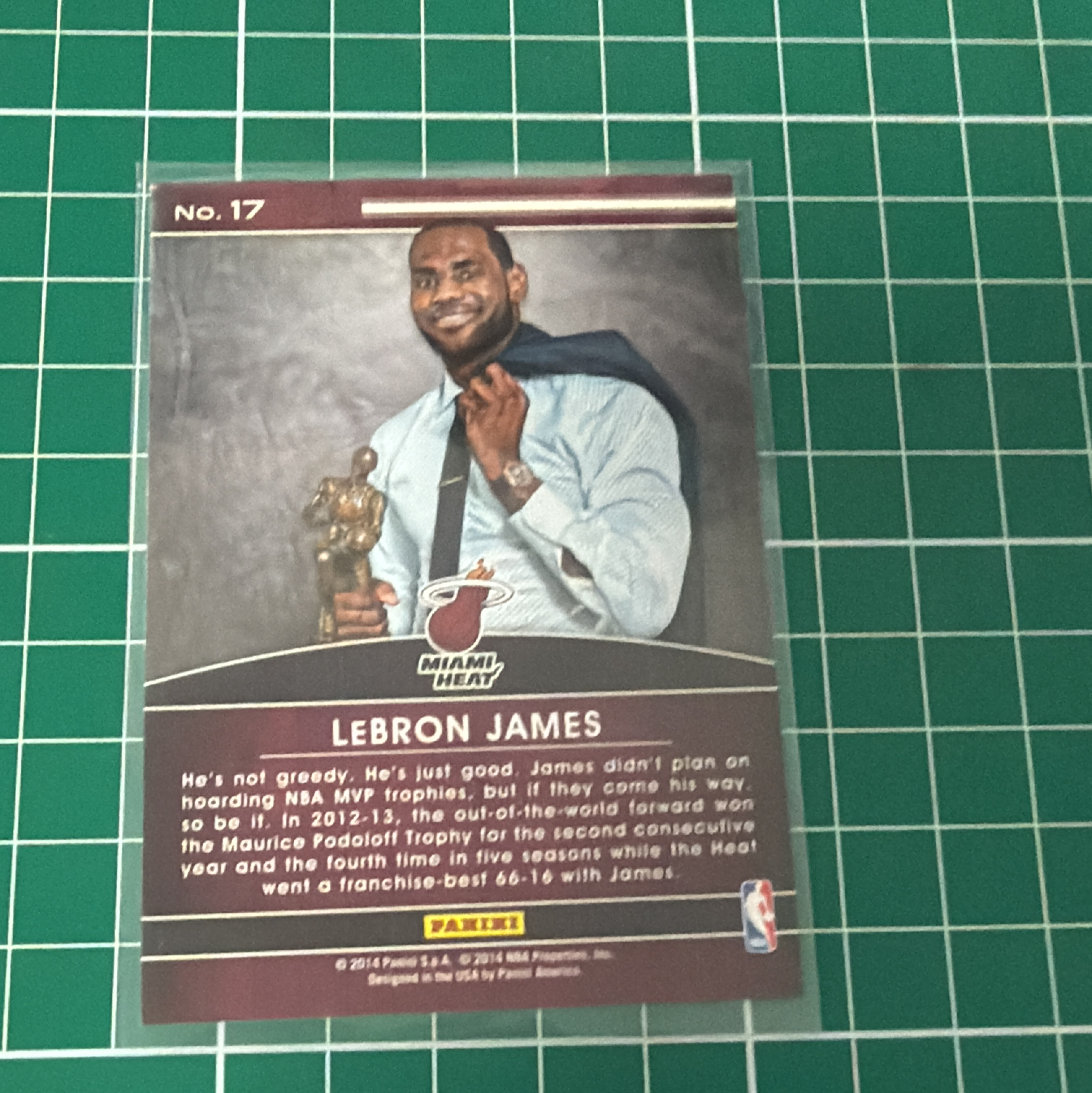 2014-15 Panini Americana LeBron James S.p.a.勒布朗詹姆斯 小皇帝 LBJ 12-13MVP 捧杯特卡 荣誉特卡 十年老卡 绝版卡 稀有大比例 收藏必备 毛边