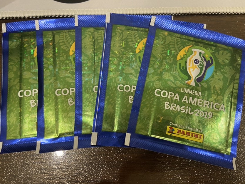 2019 Panini 美洲杯 copa 贴纸 5包 寻找 rc 新秀 维尼修斯 梅西 阿圭罗 迪马利亚 迪巴拉 劳塔罗 内马尔 大罗 小罗 阿尔维斯 苏亚雷斯 卡瓦尼 巴蒂斯图塔 折射 大比例