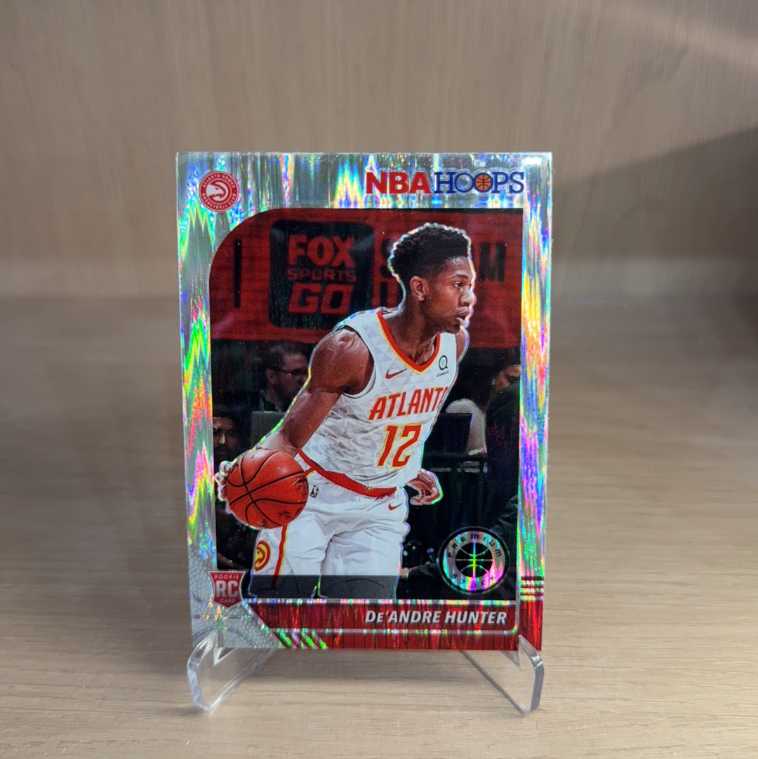2019-20 Panini NBA Hoops De'Andre Hunter RC 【免费代卖】老鹰 新秀 RC 德安德烈 亨特 银折 瀑布折 折射 专收必备 值得收藏!!