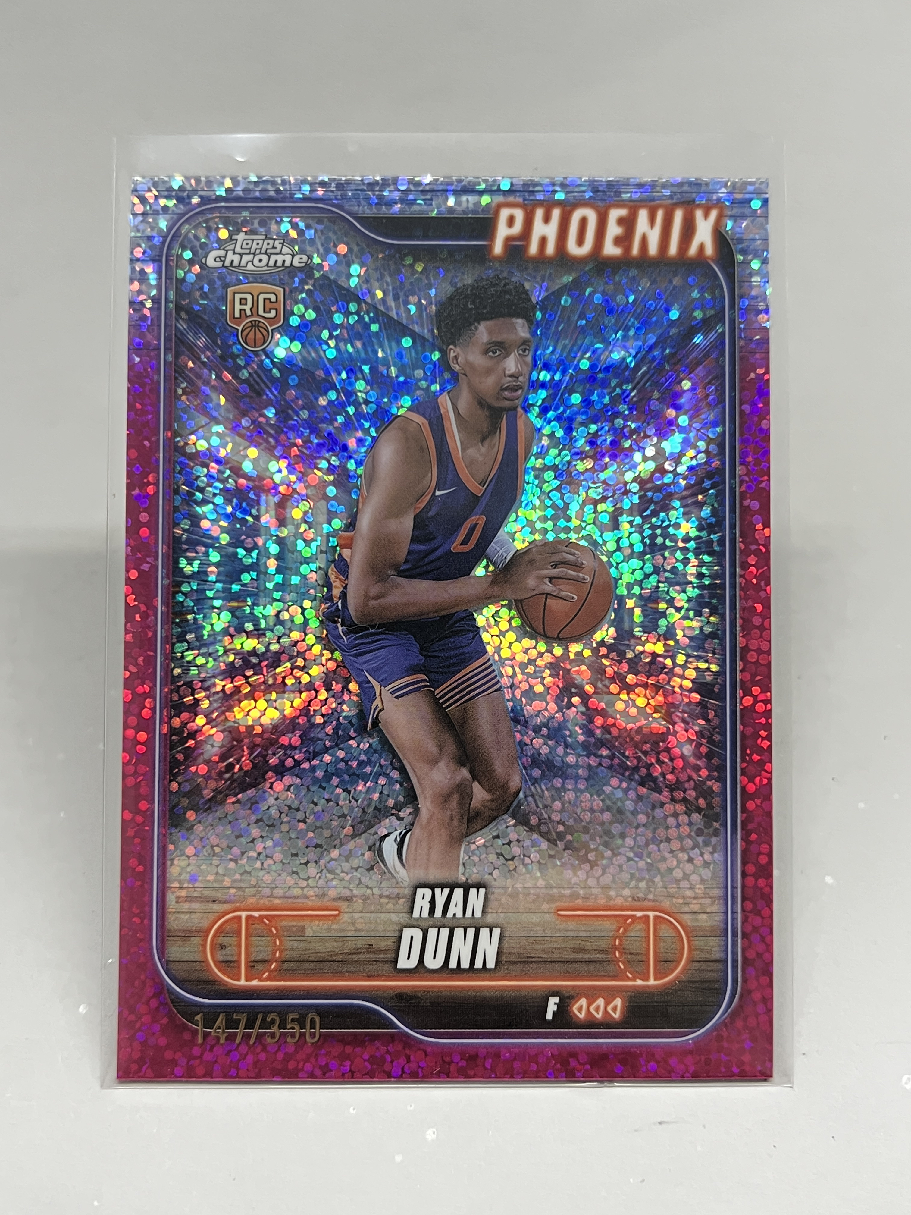 2024-25 Topps Chrome Ryan Dunn RC【挂机拍卖】瑞安·邓恩 新秀 太阳 粉平行 点点折 147/350 收藏 投资 卡品如图