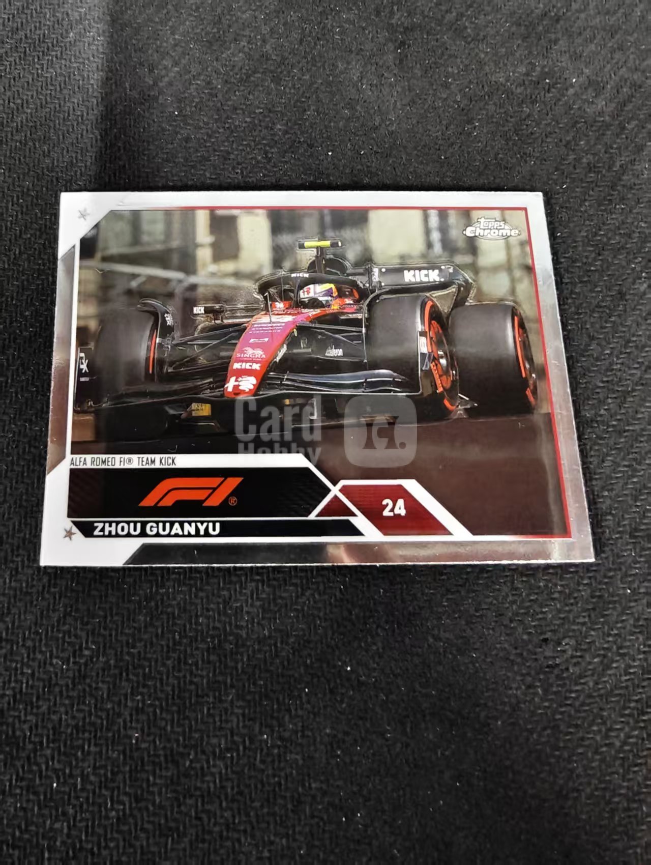 2023 Topps Chrome F1 Zhou Guanyu 周冠宇 阿尔法罗密欧 划痕 边角瑕疵 #60