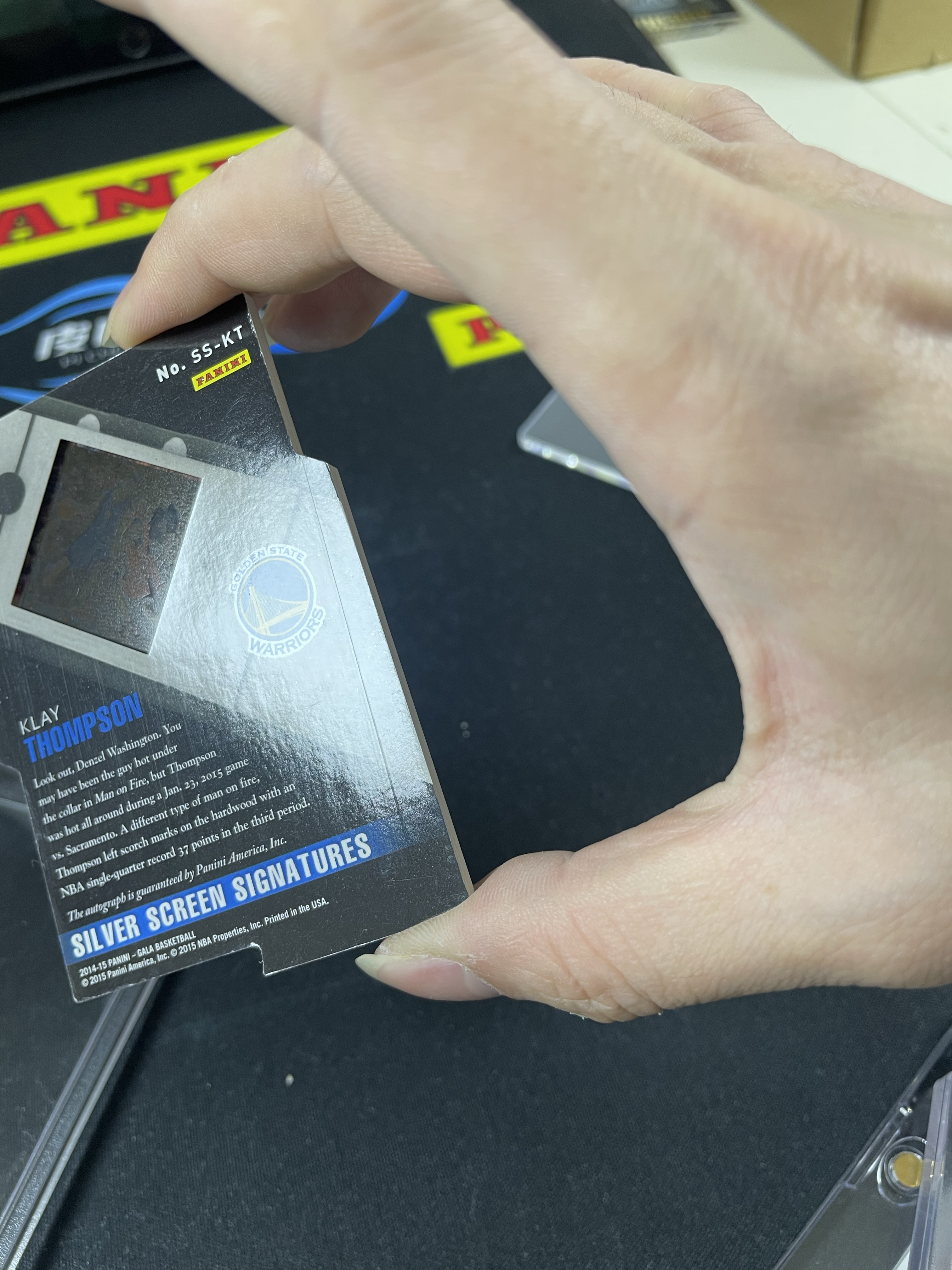【皮成仙拍卖 统一手续费6%】 PANINI 14-15 GALA 勇士 KLAY THOMPSON 克莱汤普森 银折 胶片 签字 卡签 10编 瑕疵如图 值得收藏【只发顺丰】羽老板1