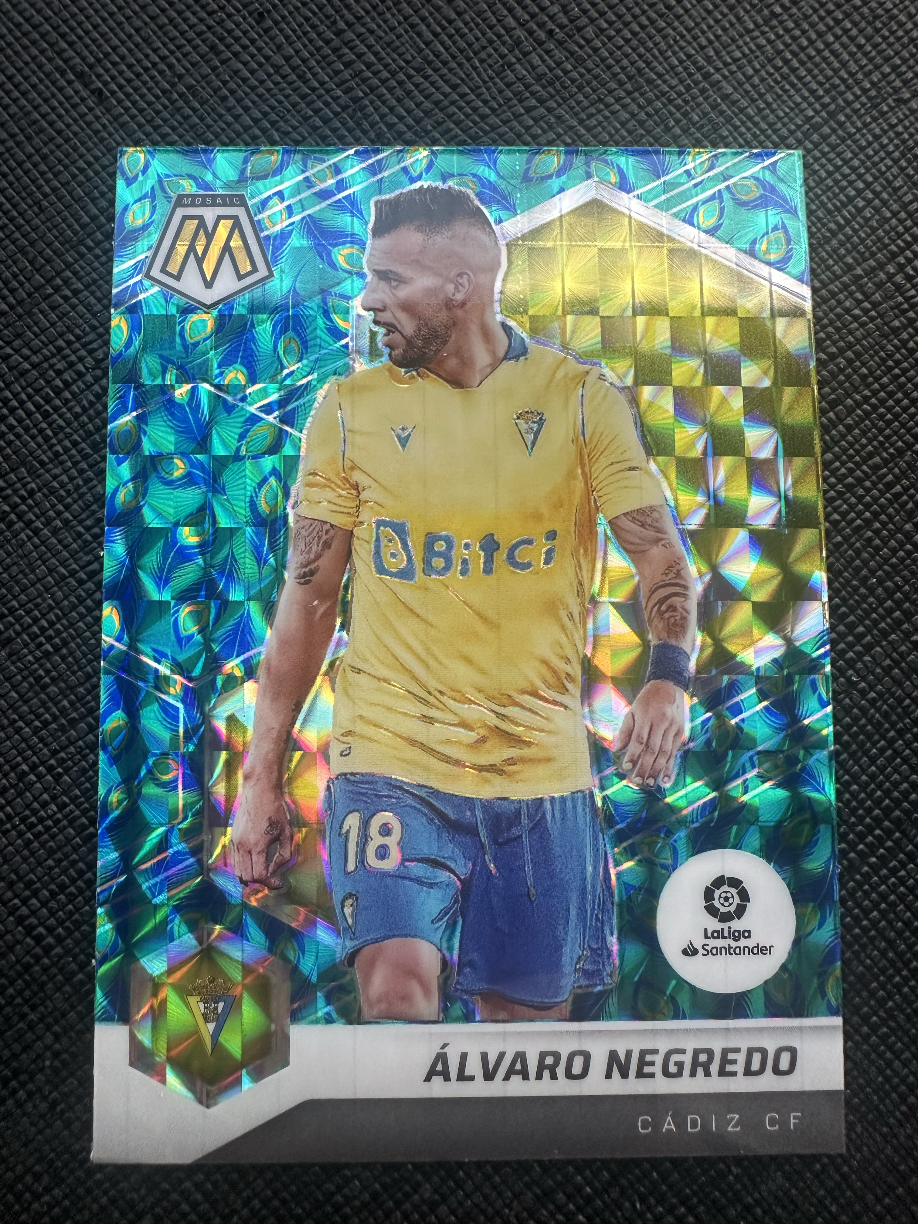 2021-22 Panini Mosaic Alvaro Nergedo 内格雷多 加的斯 曼城 瓦伦西亚 皇家马德里 西班牙 🇪🇸 Yamal 亚马尔 前辈 不保卡品 介意勿拍 孔雀折射