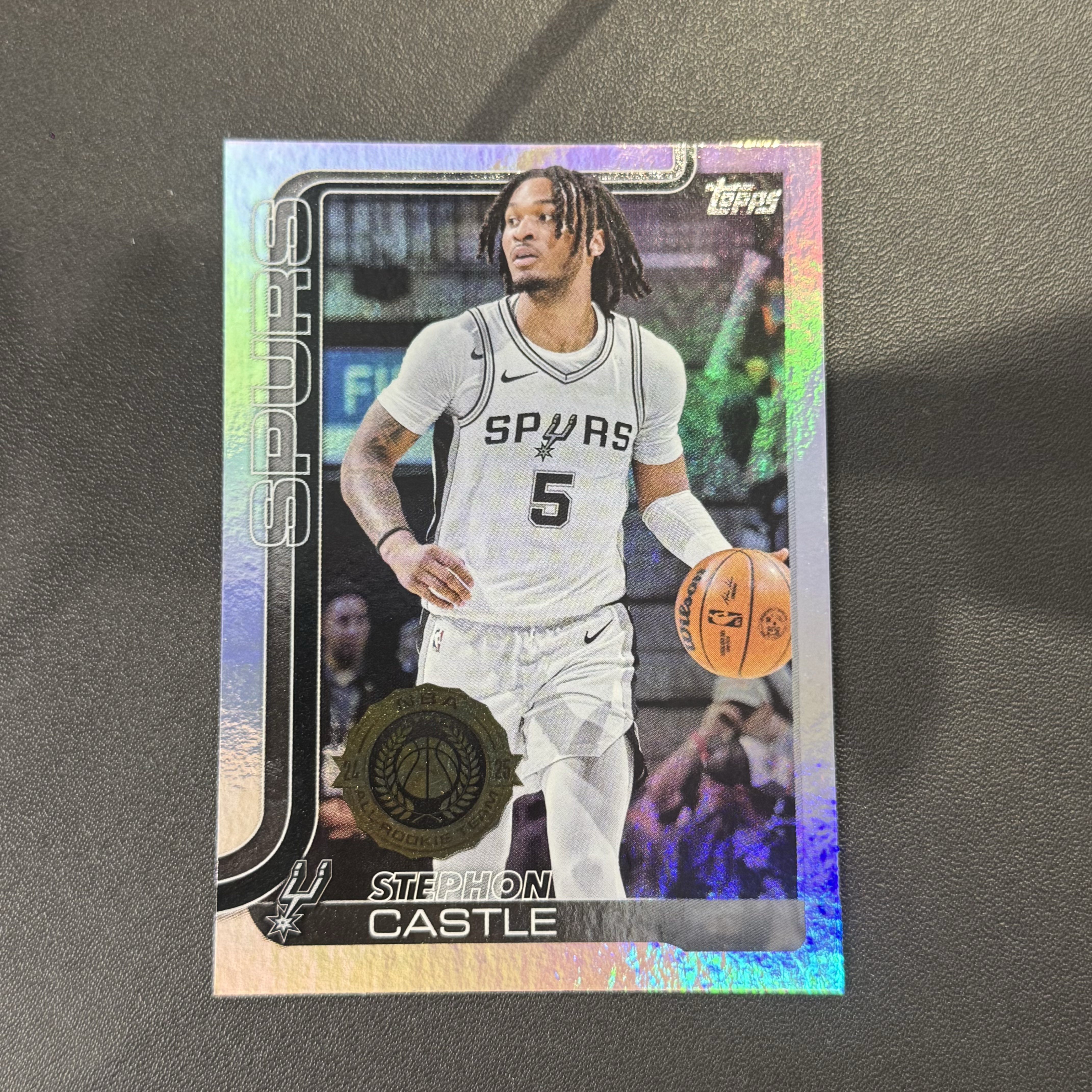 2025-26 Topps flagship Stephon Castle 【猴猴旺卡】马刺 斯蒂芬 卡尔斯 银折 #197 金标 钢印 卡品如图 接代拍 12a 【WXZ】