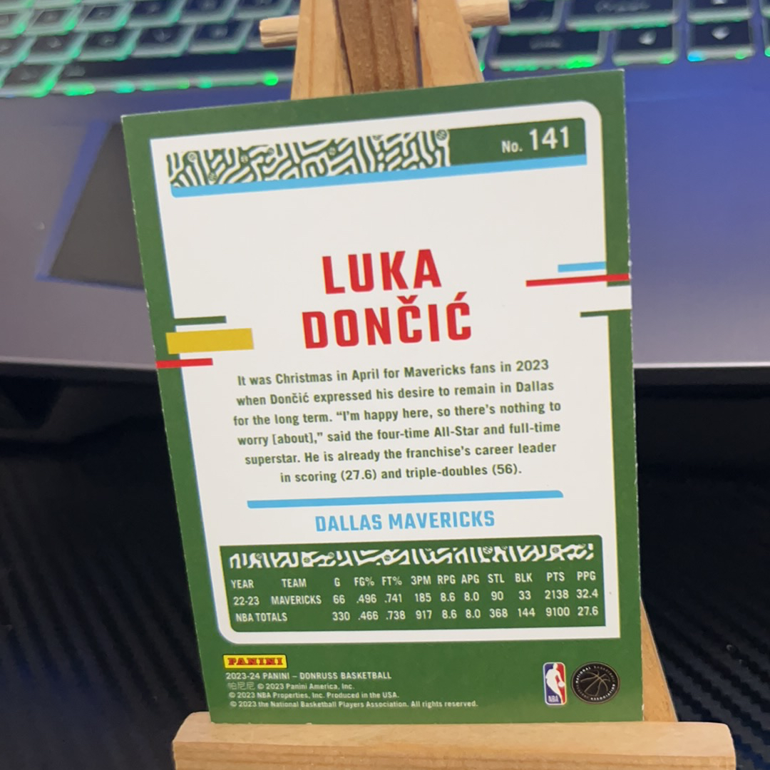 2023-24 Panini Donruss Luka Doncic 卢卡 东契奇 独行侠 绿折 绿佛光 折射 杜蕾斯系列 卡品如图 凑图必备 值得收藏!免费代卖!