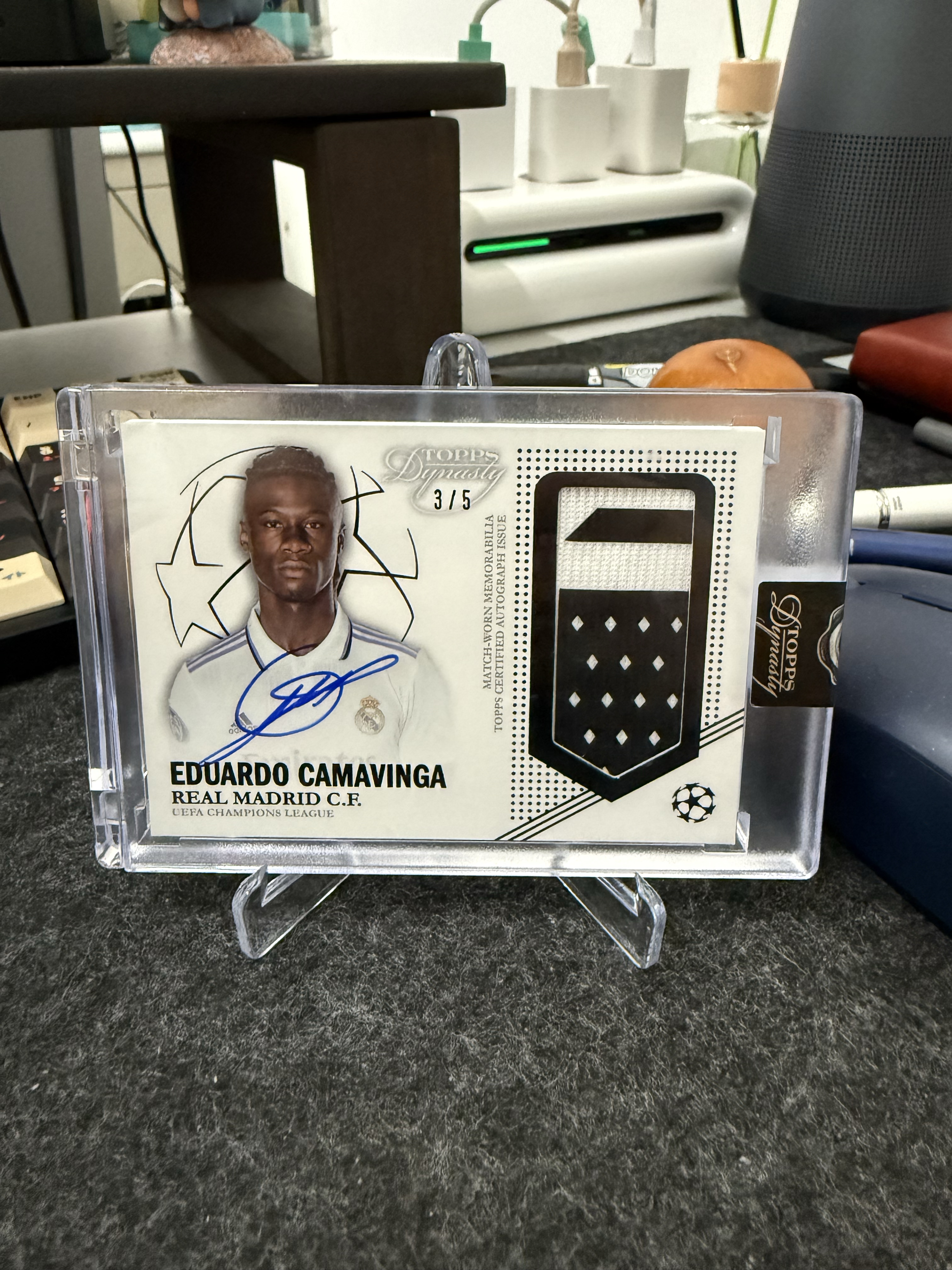 2023 Topps Dynasty Eduardo Camavinga 爱德华多 卡马文加 王朝 3/5编 原封砖 皇家马德里 法国 落场gu球衣切割patch 签字 卡签 贝林厄姆队友 卡品如图