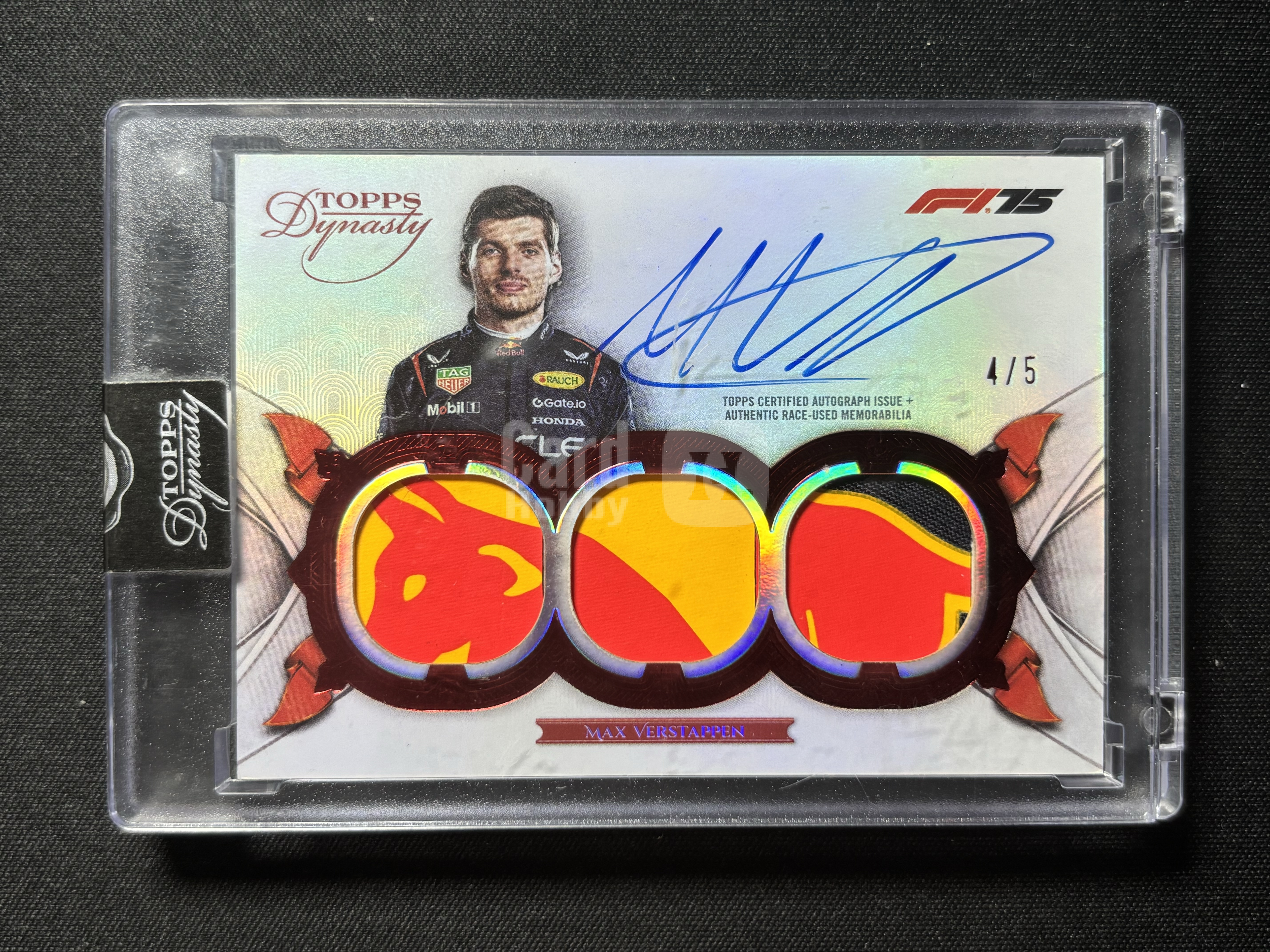 2025 Topps Dynasty Max Verstappen 「墨色拍卖」F1王朝 红牛 维斯塔潘 4/5 签字 卡签 三窗落场Patch 切到完整牛头 原封砖 系列HIT 年度总冠军 BCIA