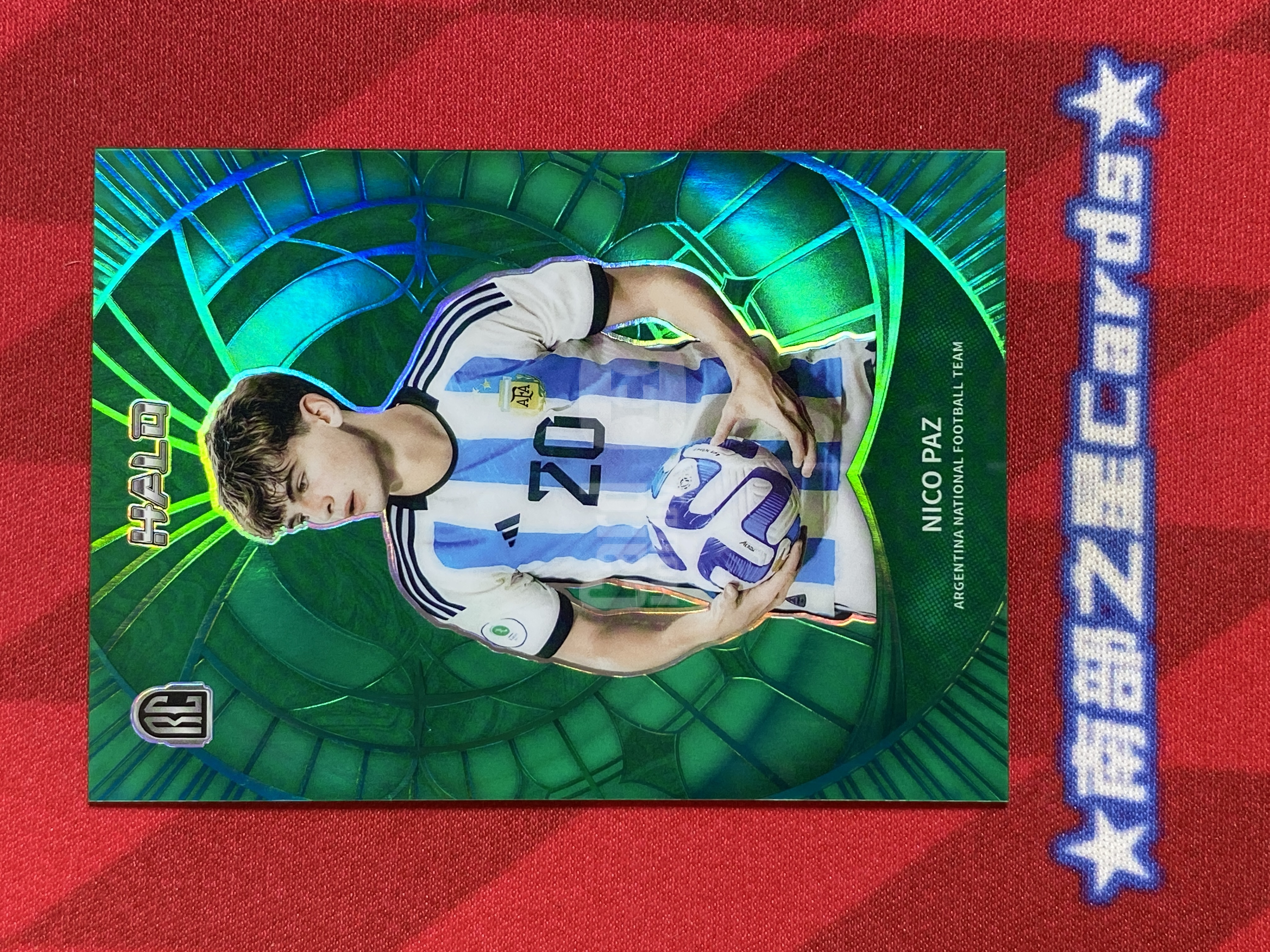2025 Herock Halo Nico Paz RC 新秀 尼科 帕斯 阿根廷 皇马卡斯蒂亚 皇家马德里一线队 27/75编 Base 绿折 闹翻天 阿根廷队盒 瑕疵如图【南部之星】kyx