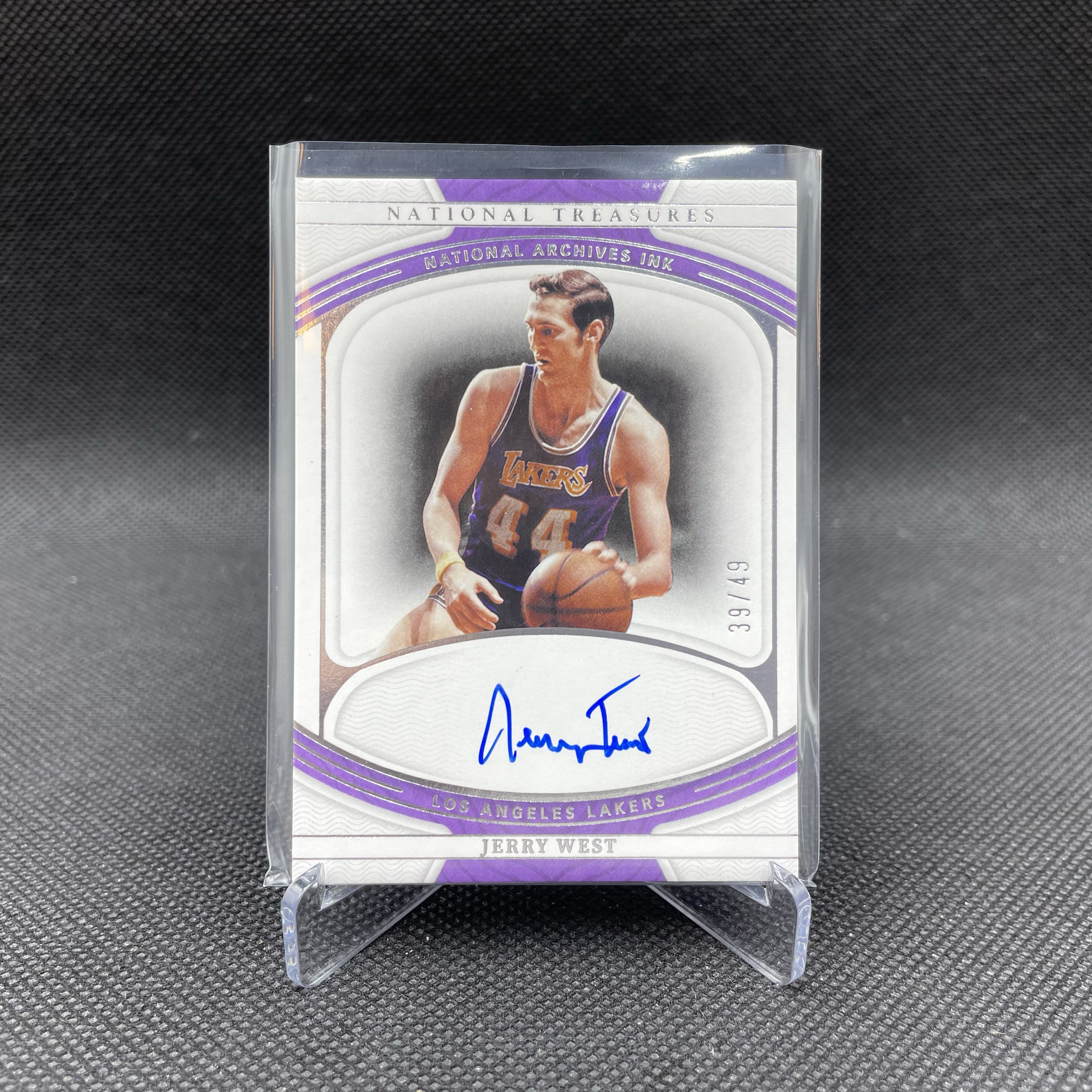 2021-22 Panini National Treasures Jerry West 国宝 湖人 杰里 韦斯特 39/49编 签字 卡签 Archives Ink签 Logo爷 墨迹湛蓝 Yo