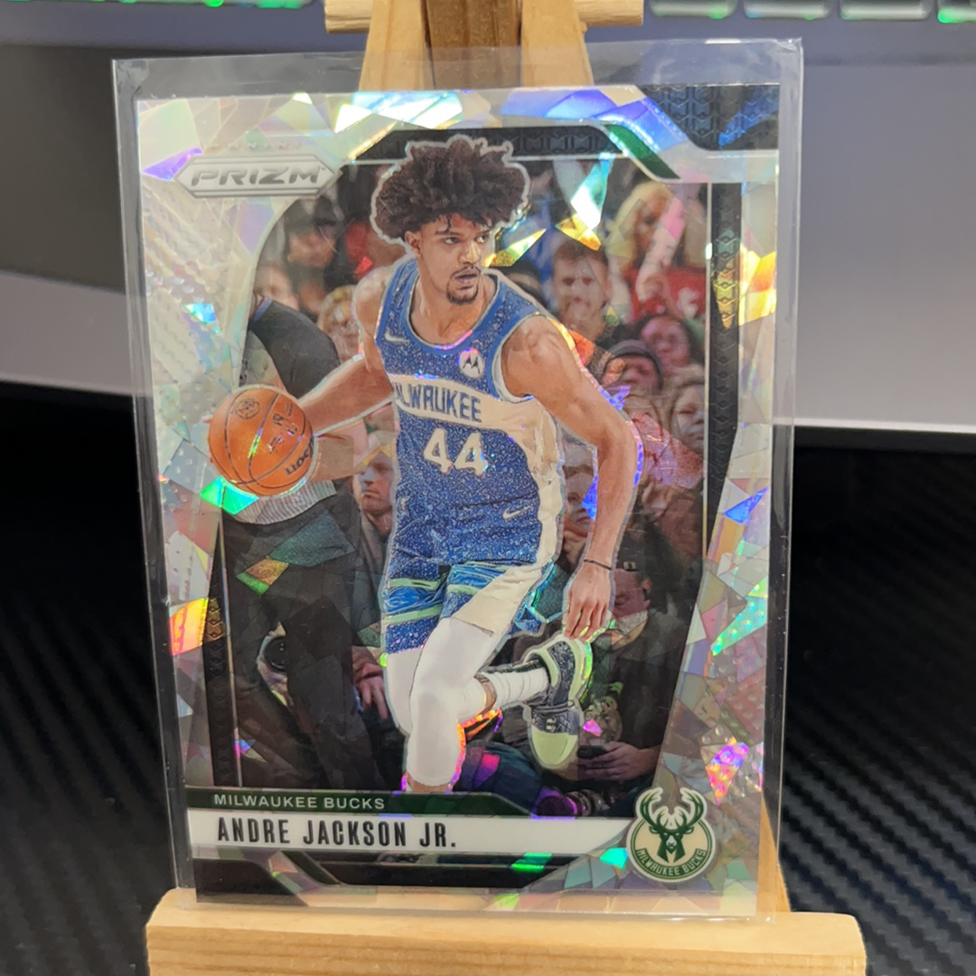 2024-25 Panini Prizm Andre Jackson Jr. 小安德烈 杰克逊 雄鹿 银碎冰 银折 折射 prizm系列 pz 卡品如图 凑图必备 值得收藏! 免费代卖!
