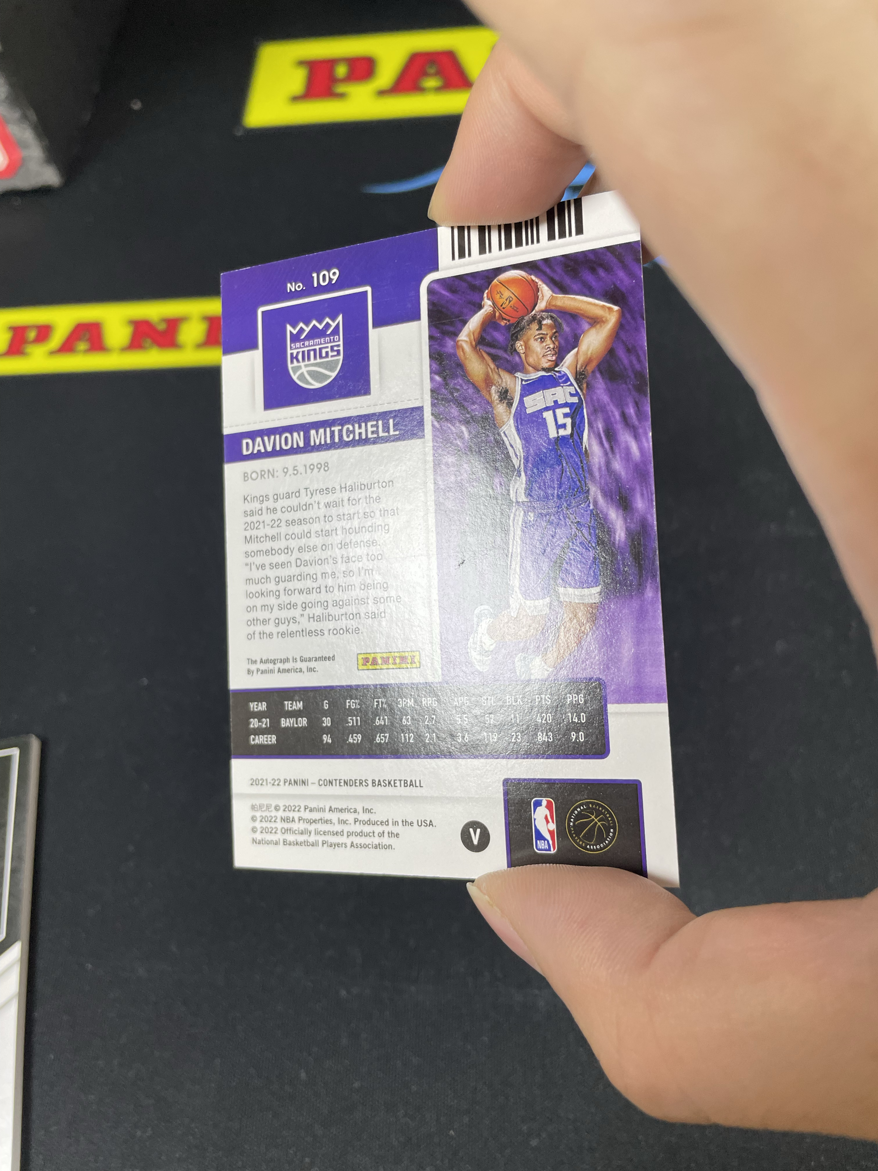 【皮成仙拍卖】 PANINI 21-22 球票 CONTENDERS 国王 DAVION MITCHELL 米切尔 新秀 RC 变化版 签字 卡签 99编 瑕疵如图【只发顺丰】好好少年10.28