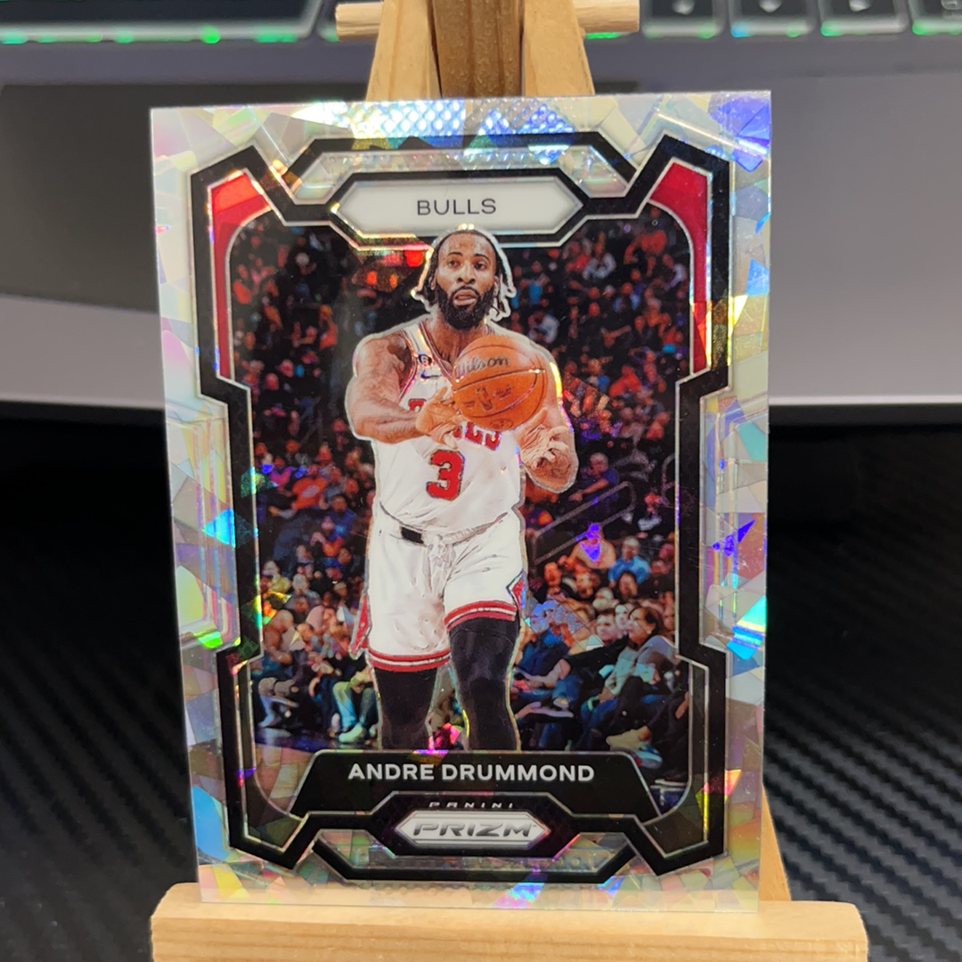 2023-24 Panini Prizm Andre Drummond 德拉蒙德 公牛 银折 碎冰折 折射 prizm系列 pz 卡品如图 凑图必备 值得收藏! 免费代卖!