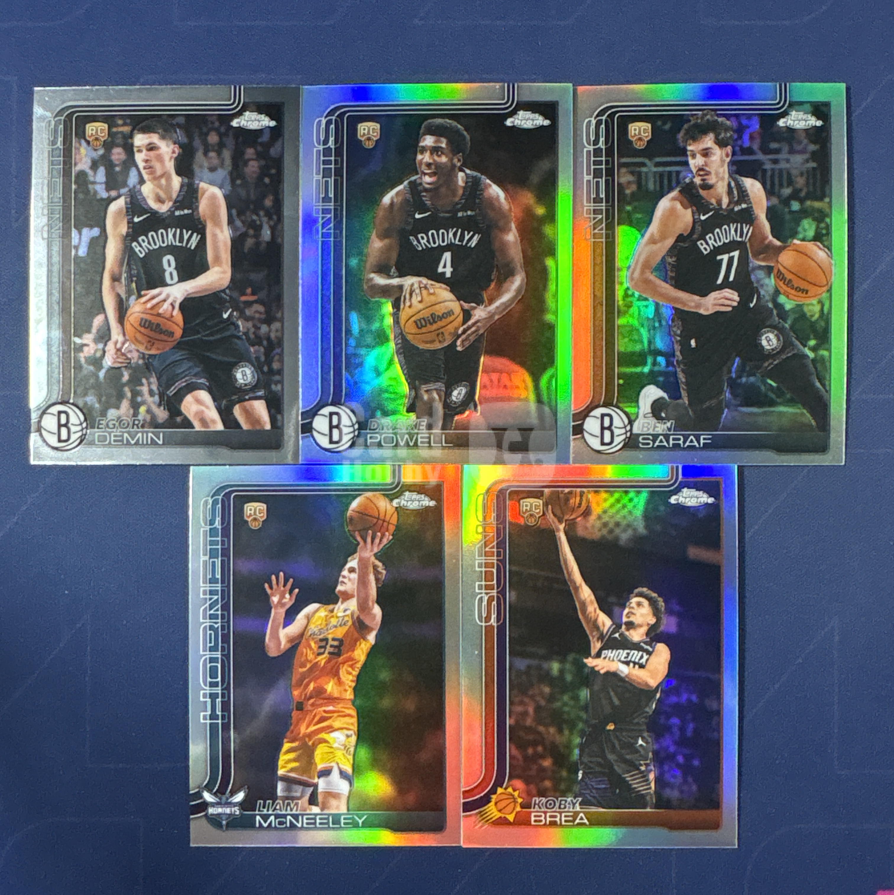 2025-26 Topps Chrome 【爆爆代卖】 叶戈尔 杰明 银平行 德雷克 鲍威尔 本 萨拉夫 利亚姆 麦克尼科 科比 布雷亚张 折射 Base 篮网 黄蜂 热火 5张 Lot 如图 #黄