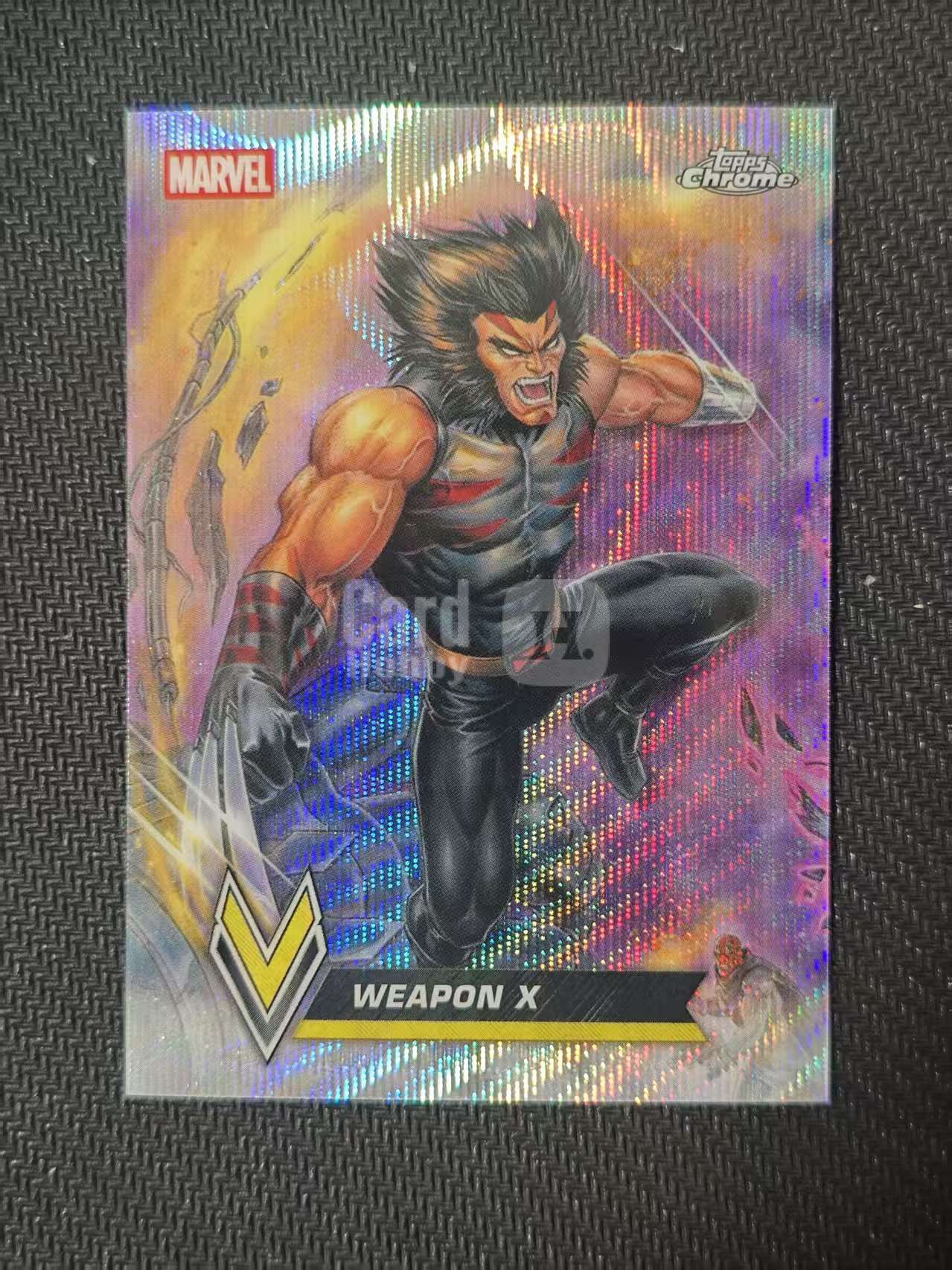 2026 Topps Chrome Weapon‑X 【有品代卖】漫威 MARVEL 金刚狼 武器-X 波纹折 Varied Visage特卡 大比例 SP 值得收藏 折射 卡品如图/sushi