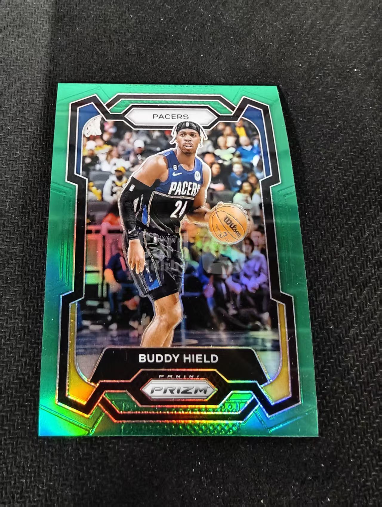2023-24 Panini Prizm buddy hield 步行者 巴迪 希尔德 绿折 PZ 划痕 边角瑕疵 #77
