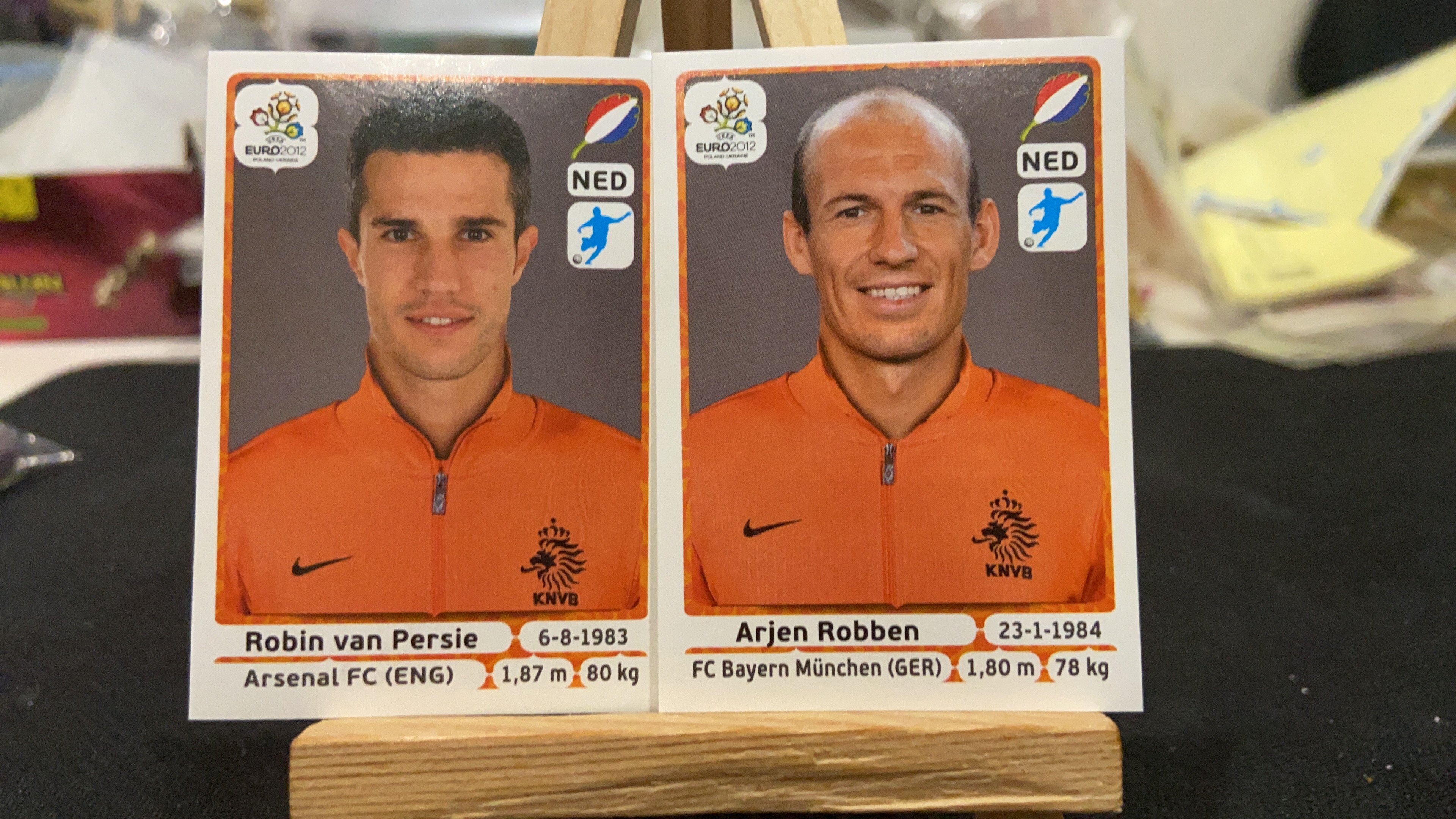 2012 Panini Euro 欧洲杯 贴纸 【不累计】 荷兰 范佩西 罗本 凑套