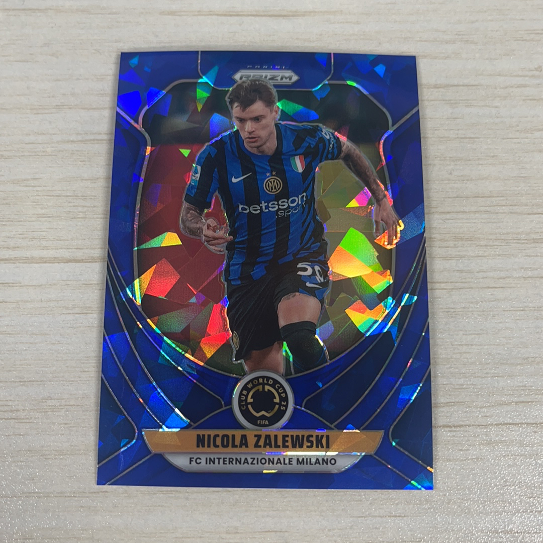 【小牛代拍】2025 Panini Prizm 世俱杯 PZ 扎莱夫斯基 国际米兰 国米 蓝碎冰折 175编 NICOLA ZALEWSKI 卡品如图(一哥)