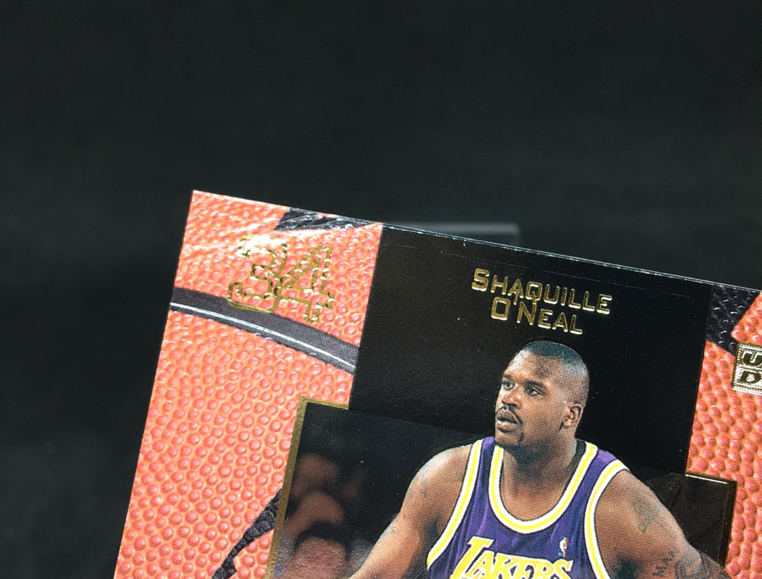 【DC拍卖】5.01(微瑕)1999-00 Upper Deck Ovation 沙奎尔・奥尼尔 湖人传奇内线 经典复古老卡 #27