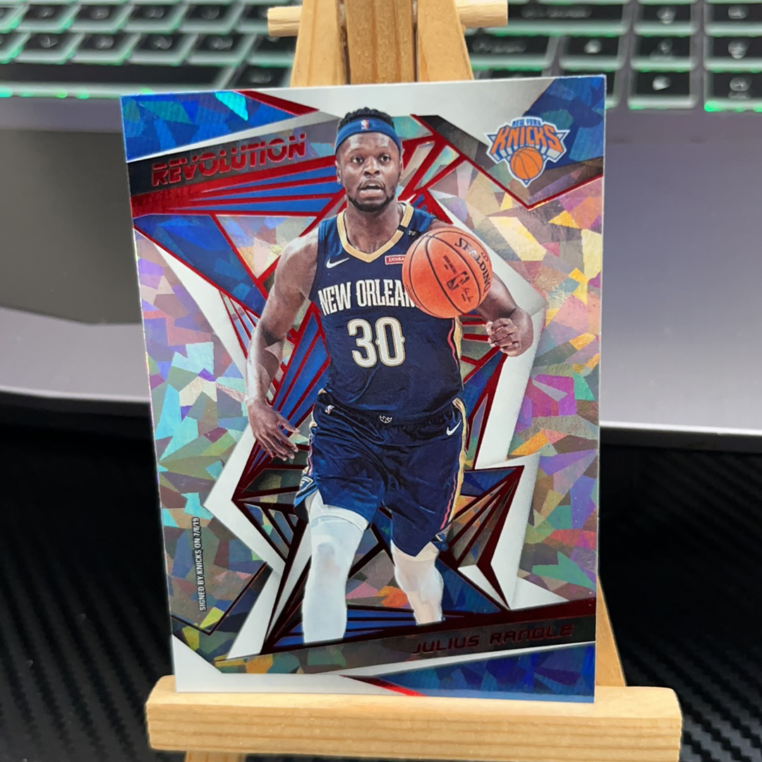 2019-20 Panini Revolution Julius Randle 兰德尔 尼克斯 银折 折射 革命系列 卡品如图 凑图必备 值得收藏!免费代卖!
