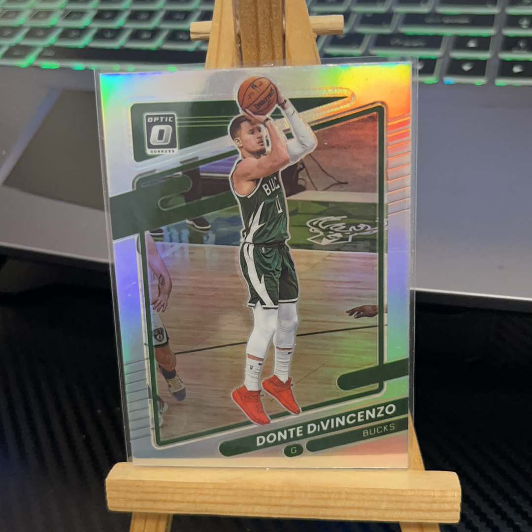 2021-22 Panini Donruss Donte DiVincenzo 迪文森佐 雄鹿 折射 银折 杜蕾斯 optic op 卡品如图 凑图必备 值得收藏!免费代卖!