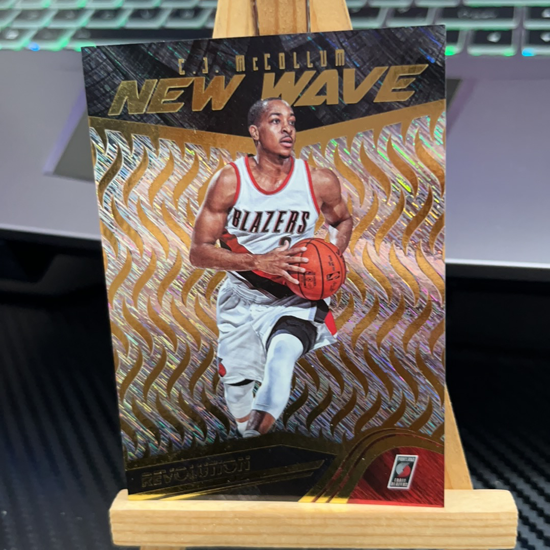 2015-16 Panini Revolution CJ McCollum cj 麦科勒姆 开拓者 折射 革命系列 卡品如图 凑图必备 值得收藏!免费代卖!