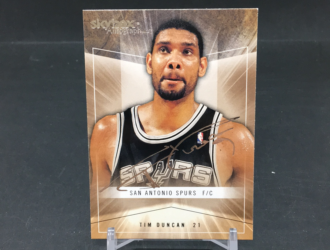 【DC拍卖】11.21 SKYBOX AUTOGRAPHICS 带印签 实卡美如画 名人堂名宿 NBA历史第一大前锋 石佛 蒂姆 邓肯