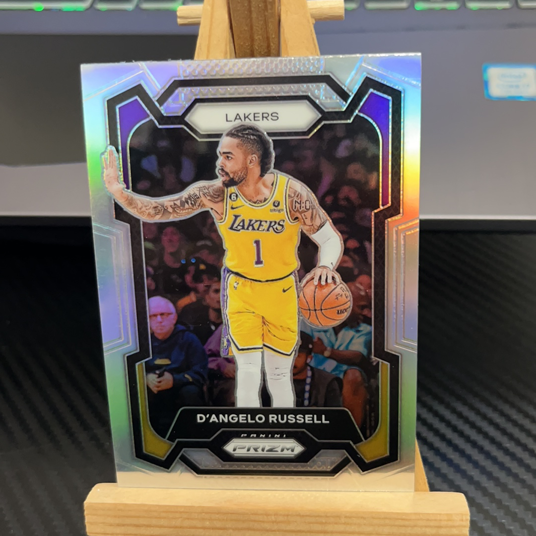 2023-24 Panini Prizm D'Angelo Russell 拉塞尔 湖人 银折 折射 prizm系列 pz 卡品如图 凑图必备 值得收藏!免费代卖!