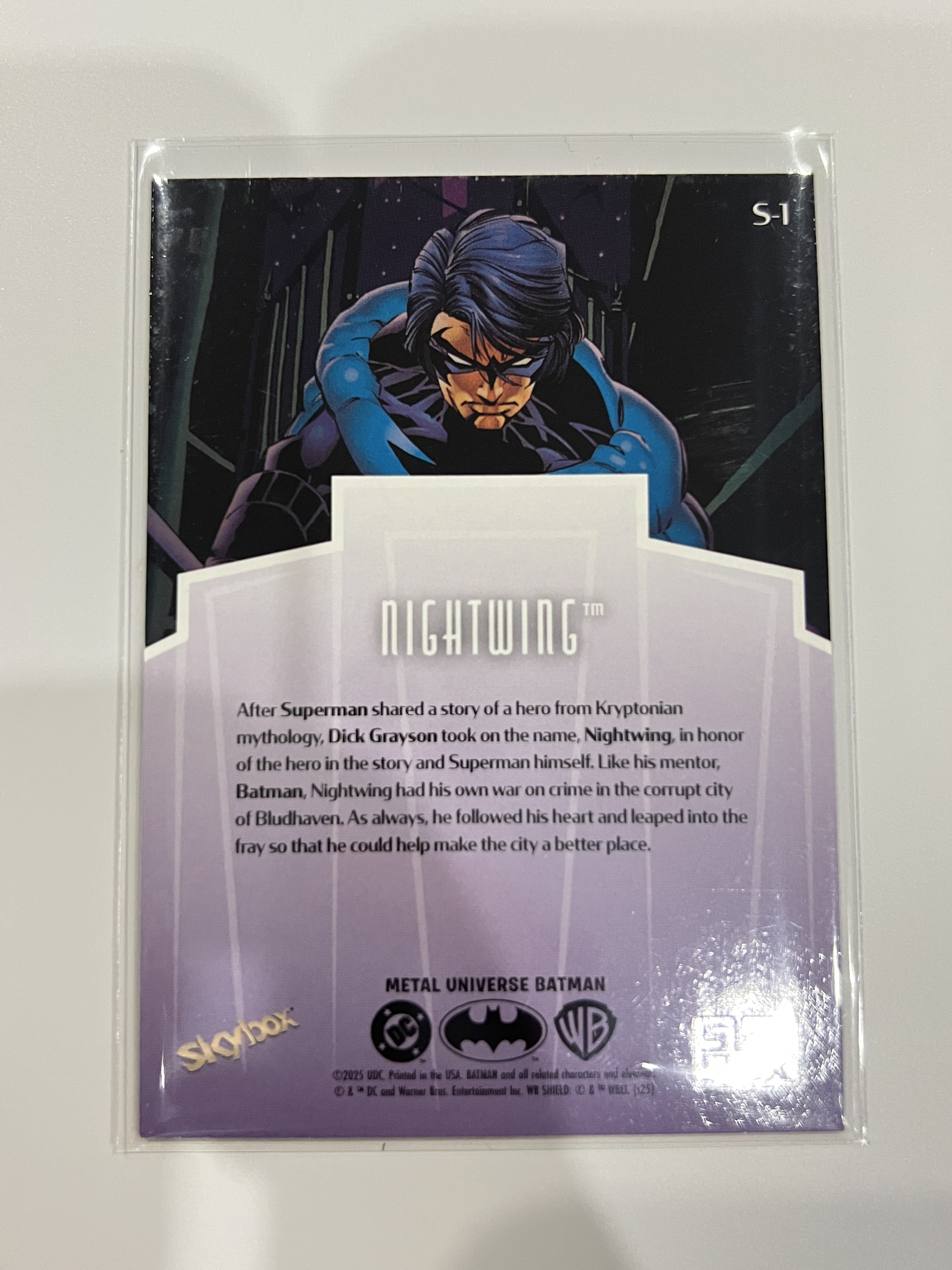 2025 Skybox Metal Universe Batman DC 蝙蝠侠 金属宇宙 银折特卡 光谱折 Premium 夜翼(Nightwing)#S-1