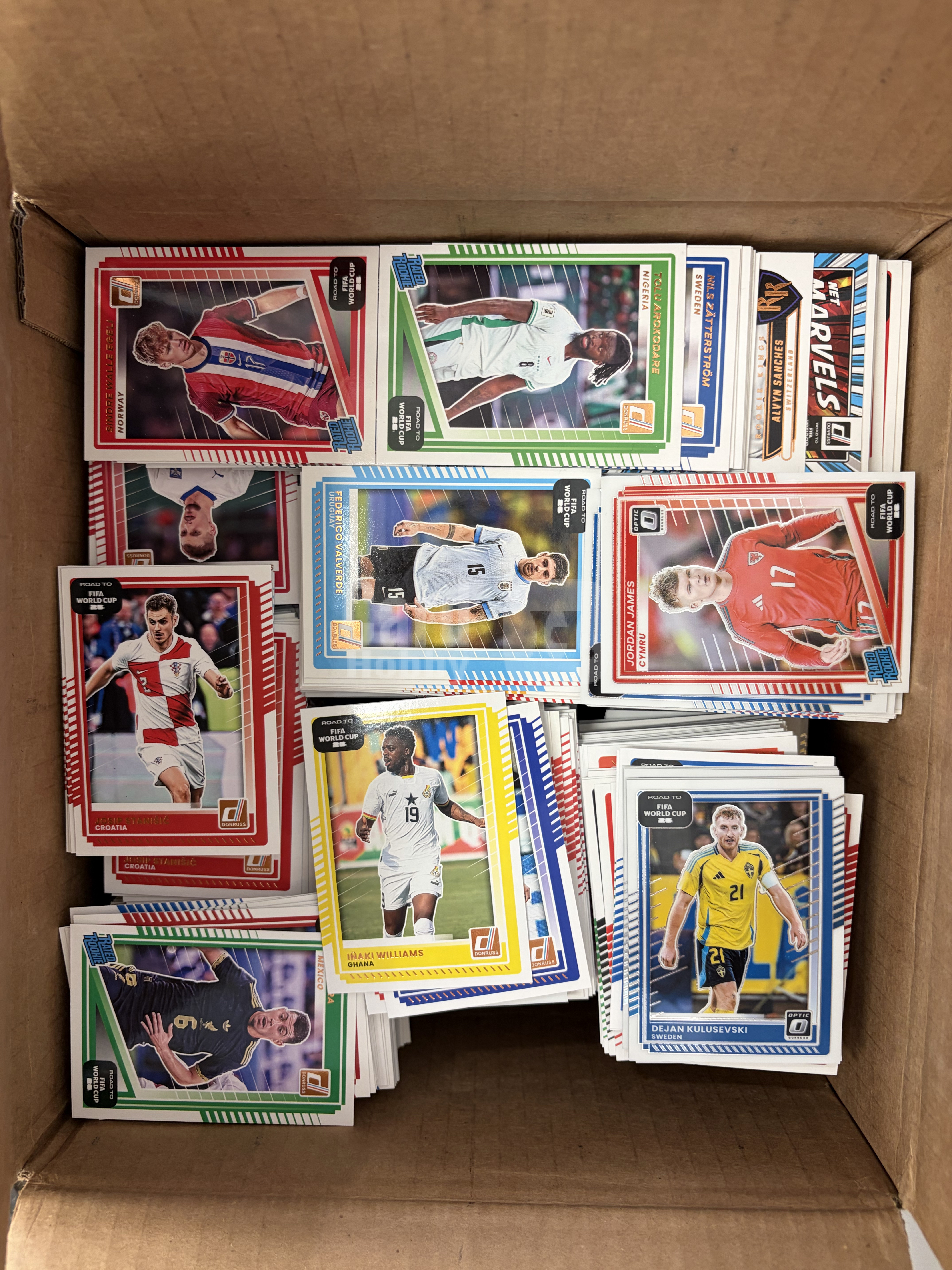 2025-26 Panini Donruss Base 帕尼尼 杜蕾斯世界杯之路 base 4500张左右打包 o版d版都有 随机出现特卡梅西c罗亚马尔莫拉等 不保人物不保卡品 顺丰到付介意勿拍#18