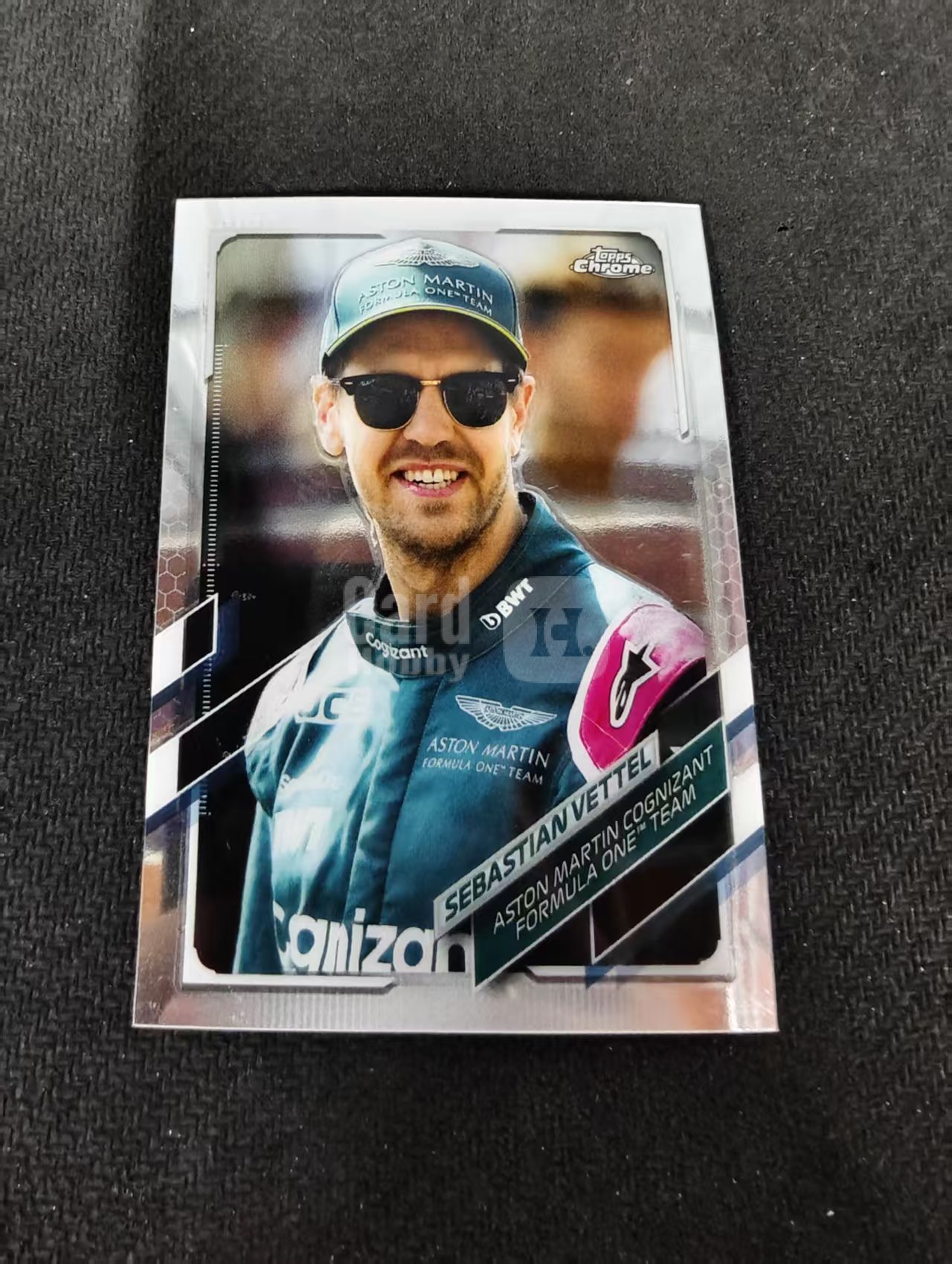 2021 Topps Chrome Sebastian Vettel F1 阿斯顿马丁 维特尔 划痕 边角瑕疵 #27