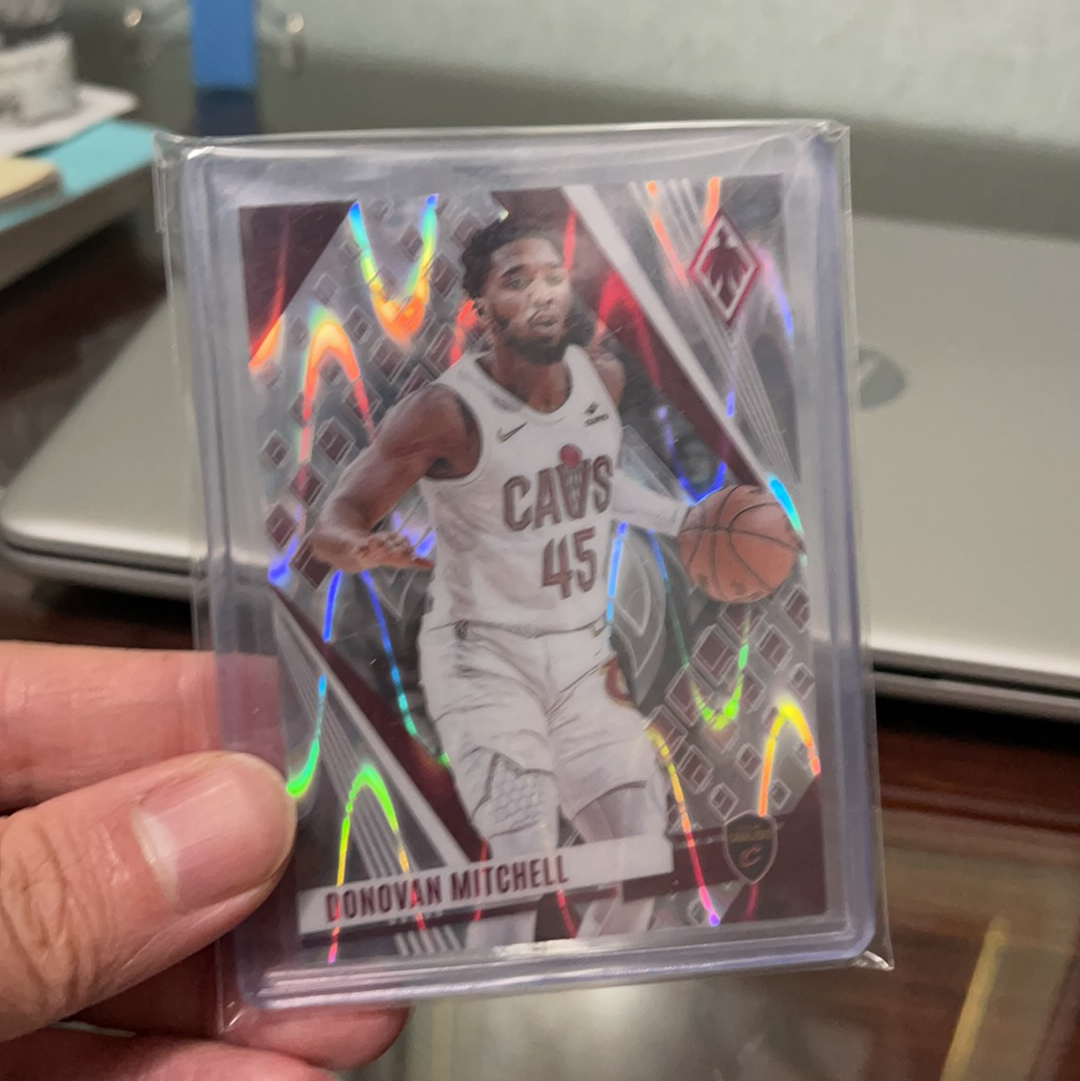 2023-24 Panini Circle K Phoenix Suns Donovan Mitchell 多诺万米切尔 2023-24 Phoenix 凤凰 90/125编 熔岩折射 变形虫 米球