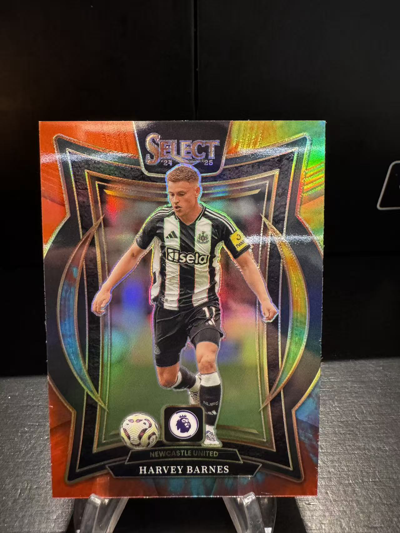 龖 2024-25 Panini Select Harvey Barnes 英超Select 莱斯特城 巴恩斯 扎染折 09/25编 收藏必备 卡品如图 MJ002H