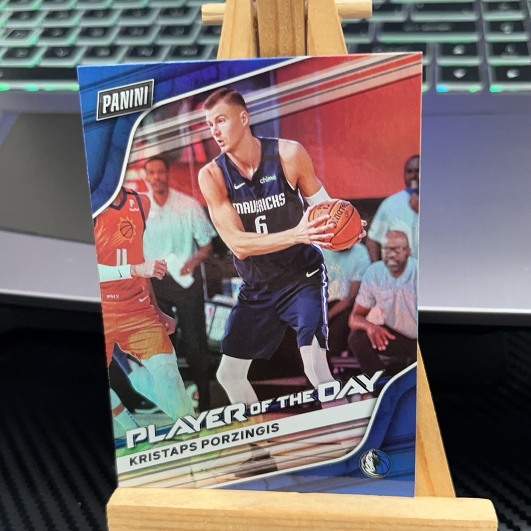 2020-21 Panini Player of the Day Kristaps Porzingis 波尔津吉斯 折射 特卡 pod 卡品如图 凑图必备 值得收藏!免费代卖!