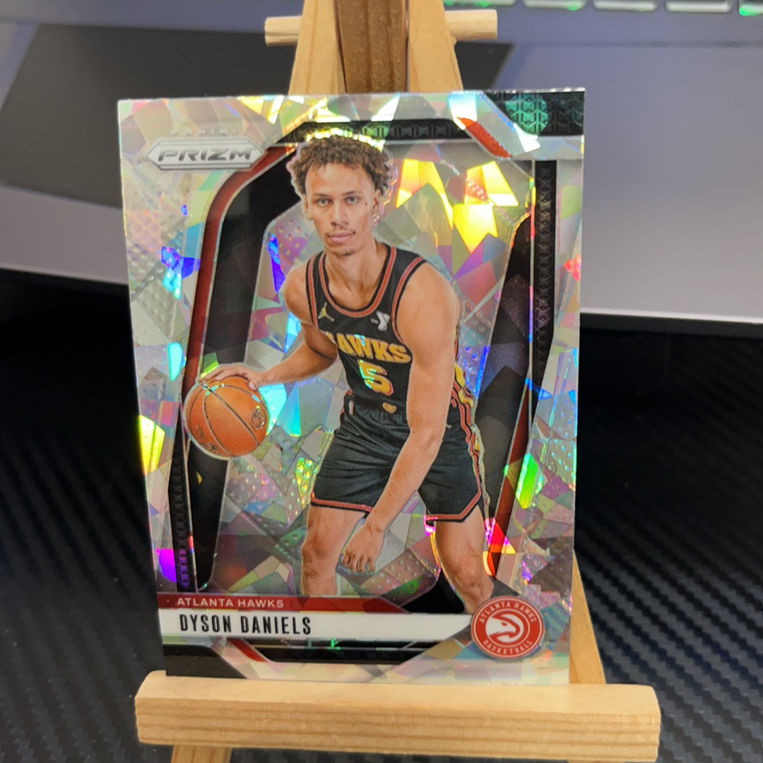 2024-25 Panini Prizm Dyson Daniels 戴森丹尼尔斯 老鹰 银碎冰 银折 折射 prizm系列 pz 卡品如图 凑图必备 值得收藏! 免费代卖!