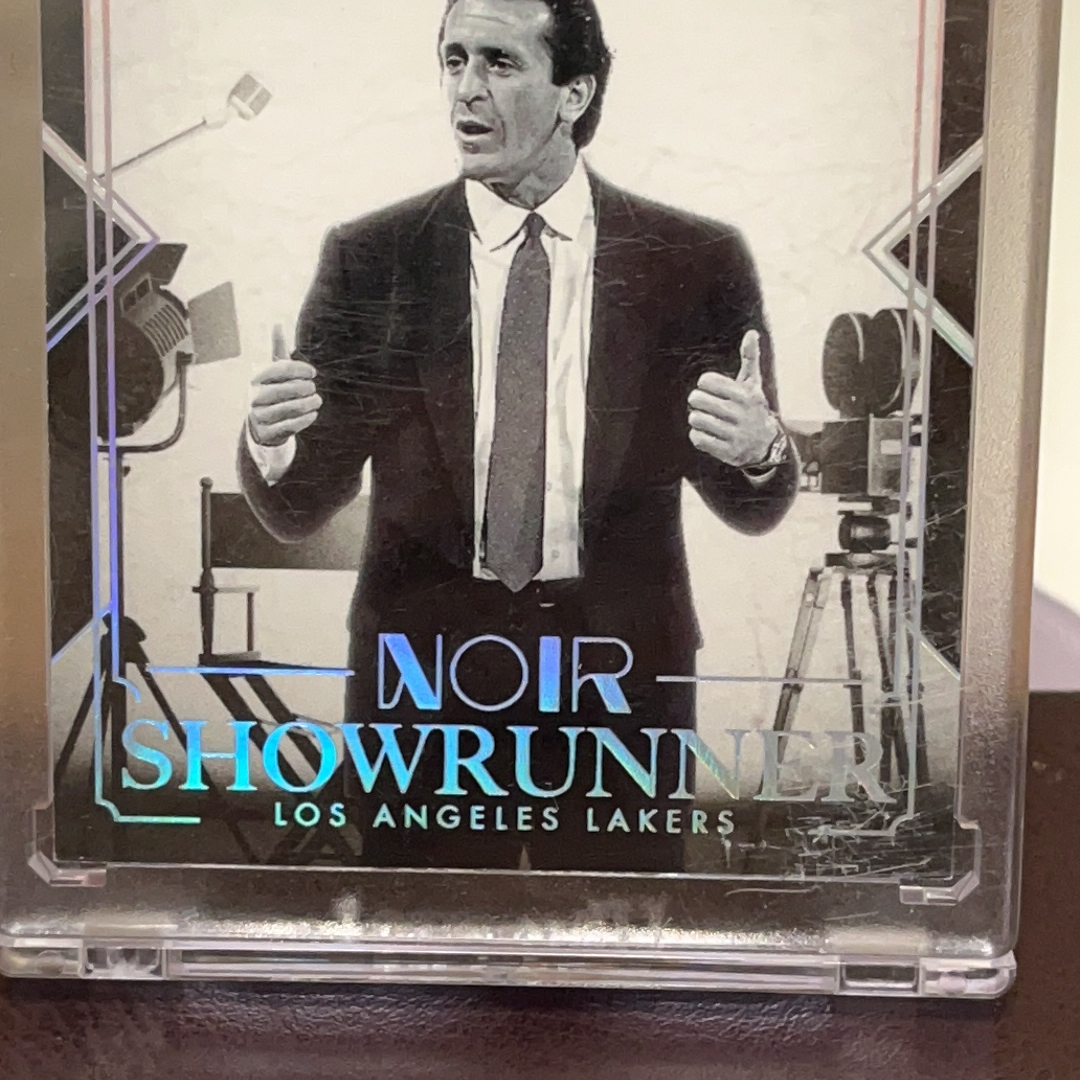 2024-25 Panini Noir Pat Riley 帕特 莱利 诺尔 签字 卡签 墨迹完美 49编 湖人名宿 教练 实物精美 稀有卡 原封砖 如图