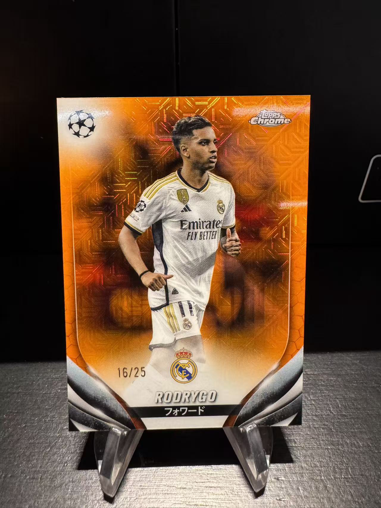 龖 2023-24 Topps Chrome Rodrygo 欧冠TC日版樱花 罗德里戈 16/25编 橙Mojo折 迷宫折 皇马 巴西 小罗总 卡品如图 MJ002l