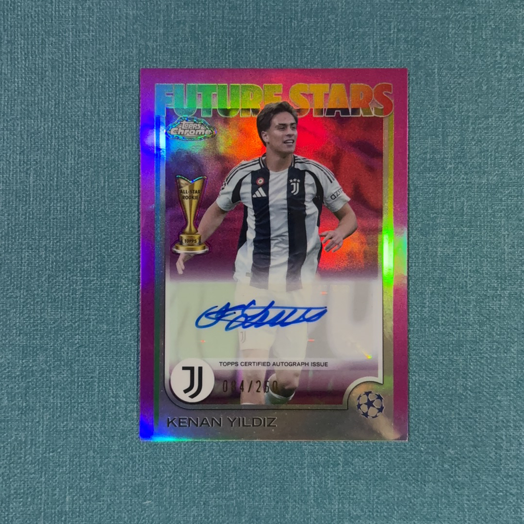 2024-25 Topps Chrome 欧战 Kenan Yildiz 伊尔迪兹 签字 084/250编 粉折 尤文图斯 卡品如图 CJX