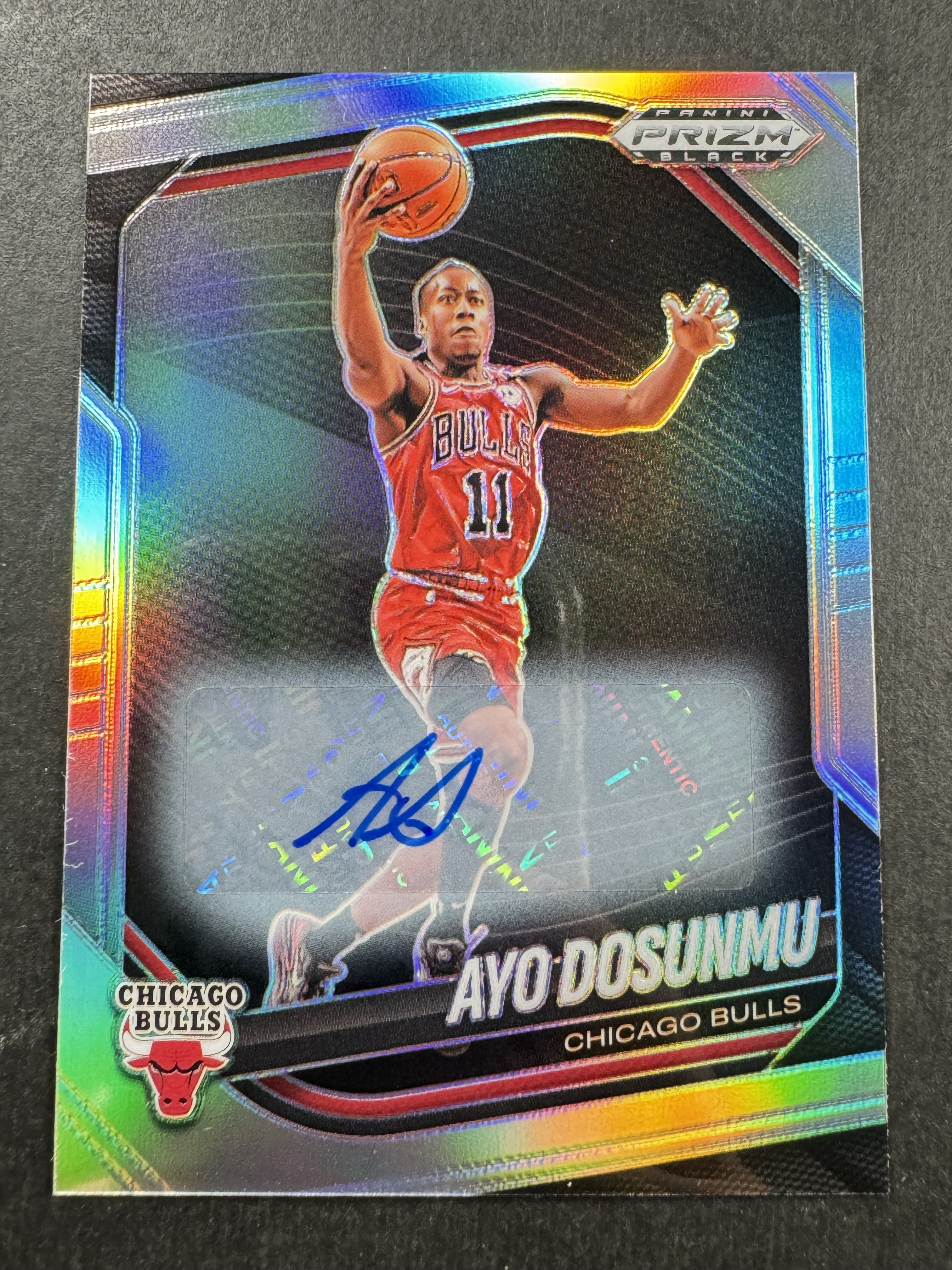 2024-25 Panini Prizm Black Ayo Dosunmu 公牛 阿约多森姆 签字 银折 噶的喂