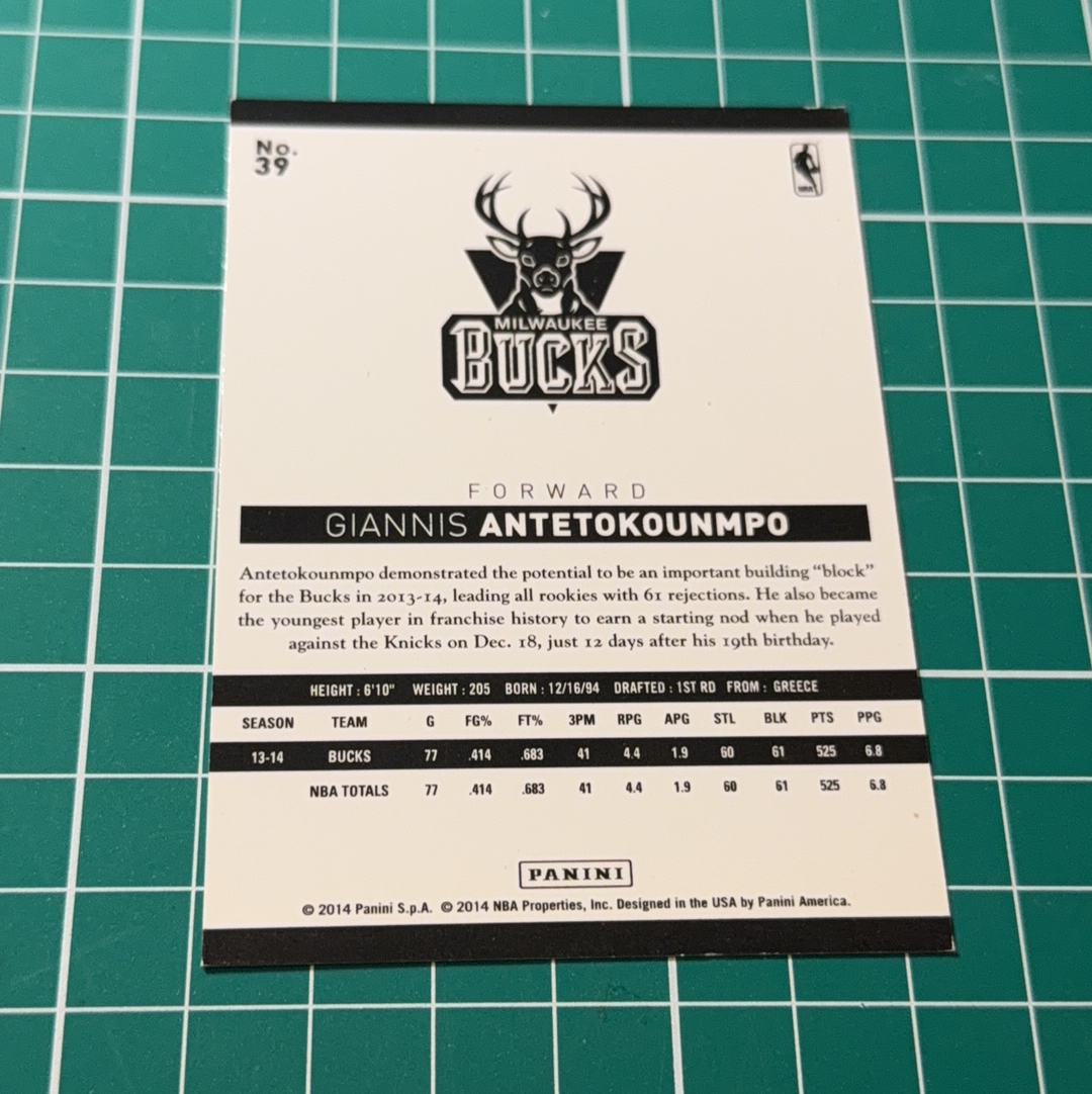 2014-15 Panini Americana Giannis Antetokounmpo S.p.a.扬尼斯阿德托昆博 字母哥 新秀次年 精美选图 十年老卡 绝版卡 稀有base