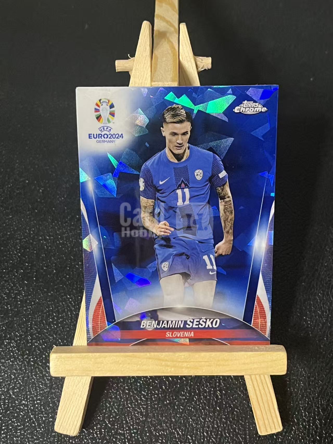 2024 Topps Chrome Benjamin Šeško 本杰明 塞斯科 斯洛文尼亚 欧洲杯 蓝宝石 银折 实卡精美 卡品如图 L15