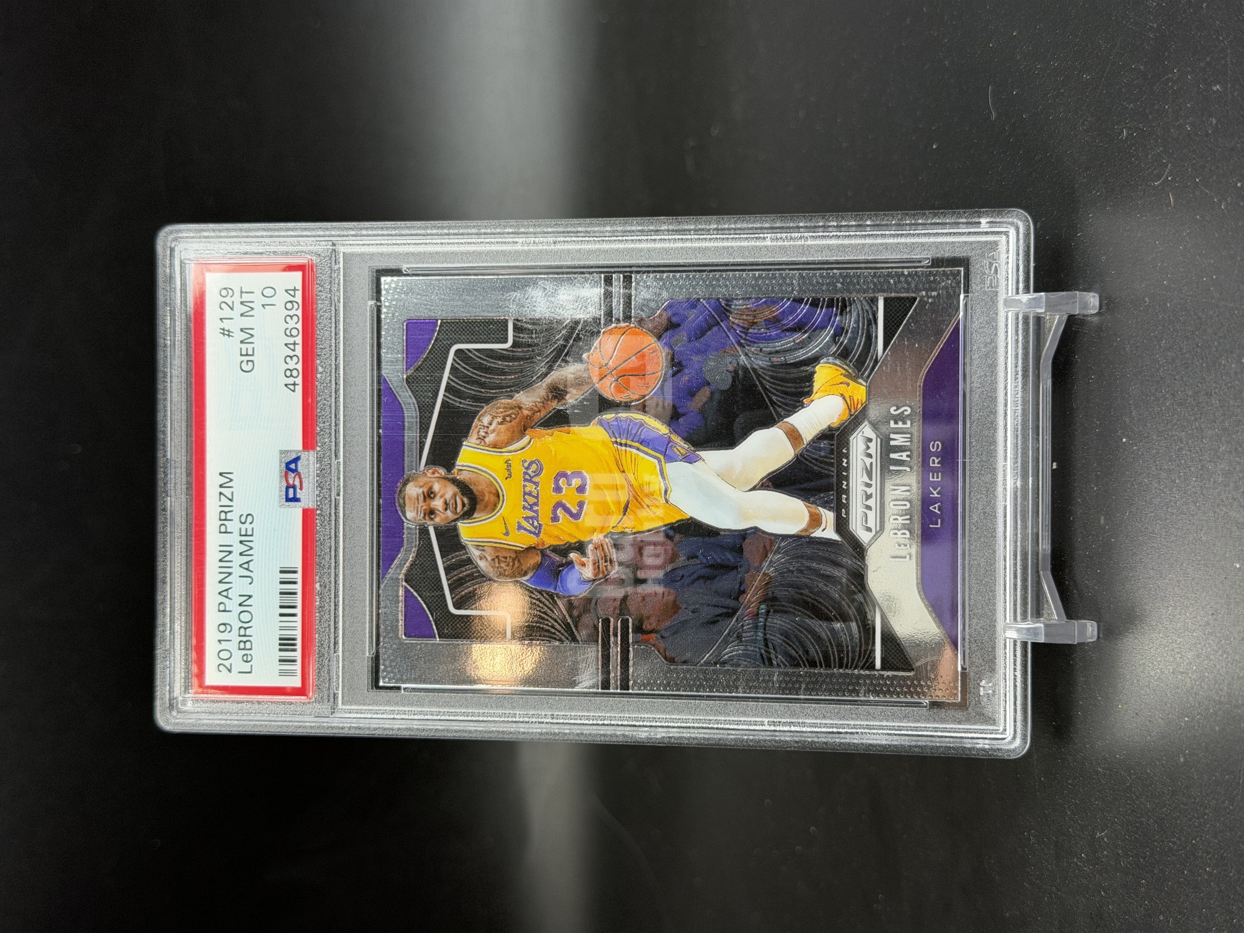 【狗刺】2019 Panini Prizm Lebron James 洛杉矶湖人 骑士 勒布朗 詹姆斯 折射 base PSA10 元年湖人 大白腿 完美卡品 麦克斯