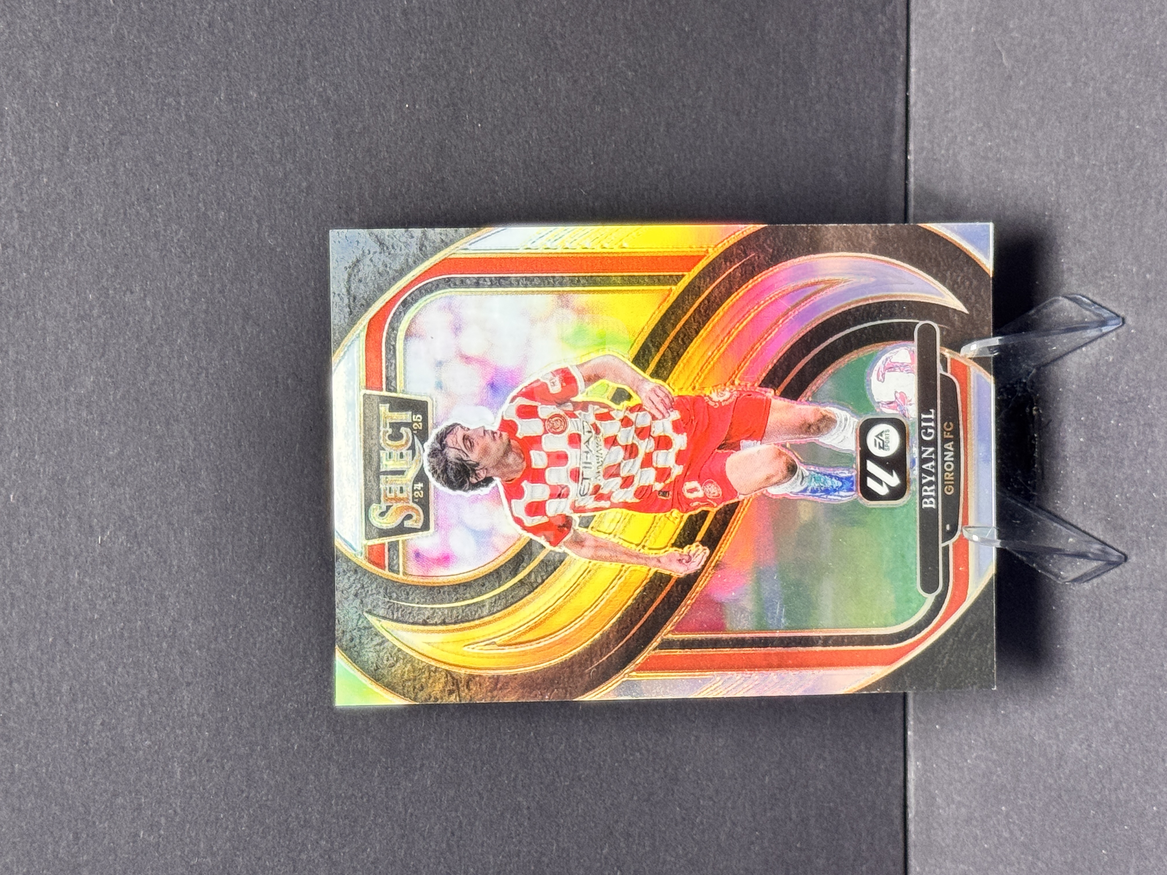 2024-25 Panini Select Bryan Gil 西甲 西班牙 赫罗纳 布莱恩 吉尔 小克鲁伊夫 银折 折射 实卡精美 收藏必备 卡面边角划痕瑕疵 卡品如图【代卖】AG1-3