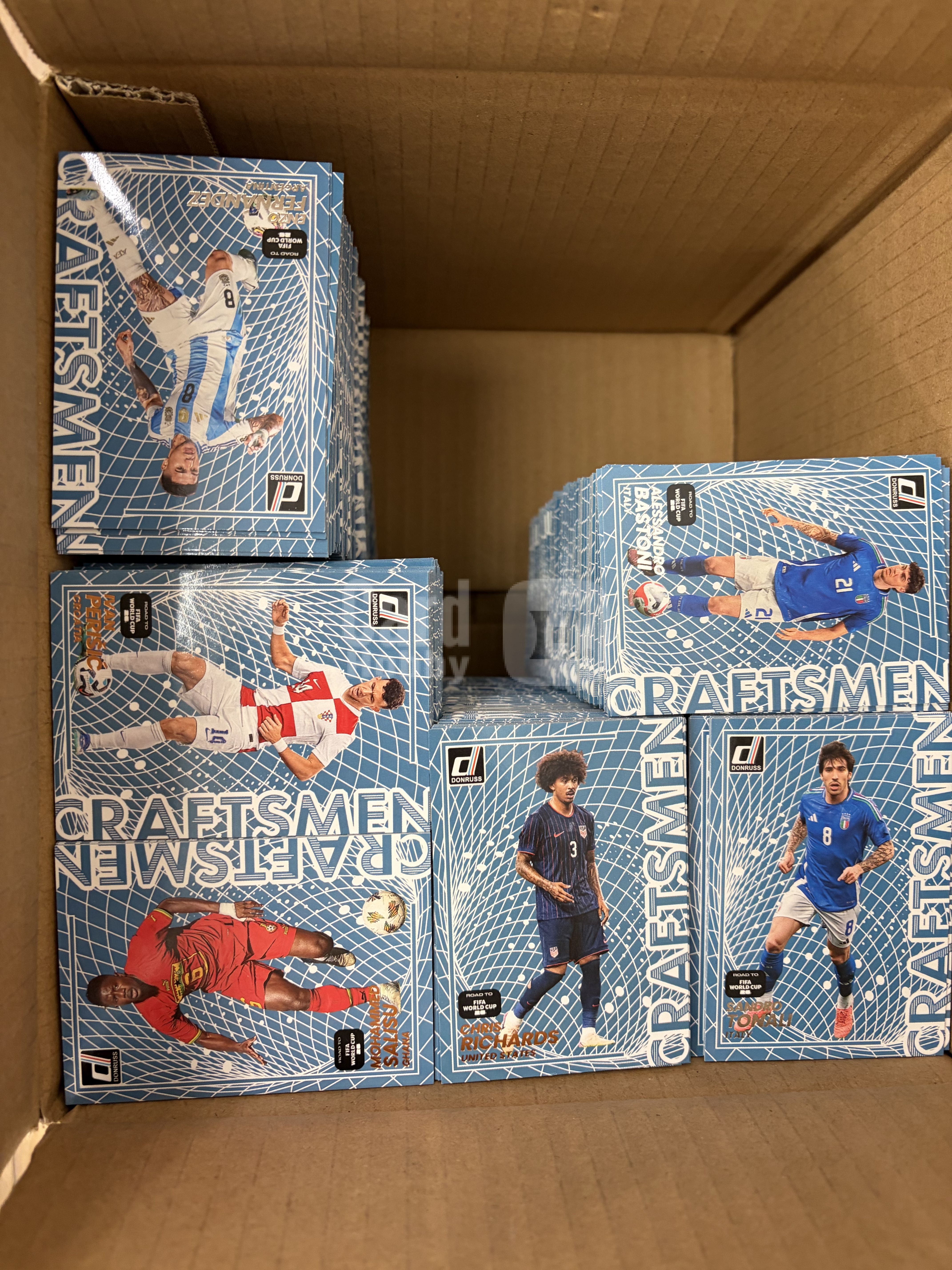 2025-26 Panini Donruss Base 帕尼尼 杜蕾斯世界杯之路 craftsmen特卡 整箱均为工匠特卡! 1950张左右打包铜银平行都有 不保人物不保卡品 顺丰到付介意勿拍 #22