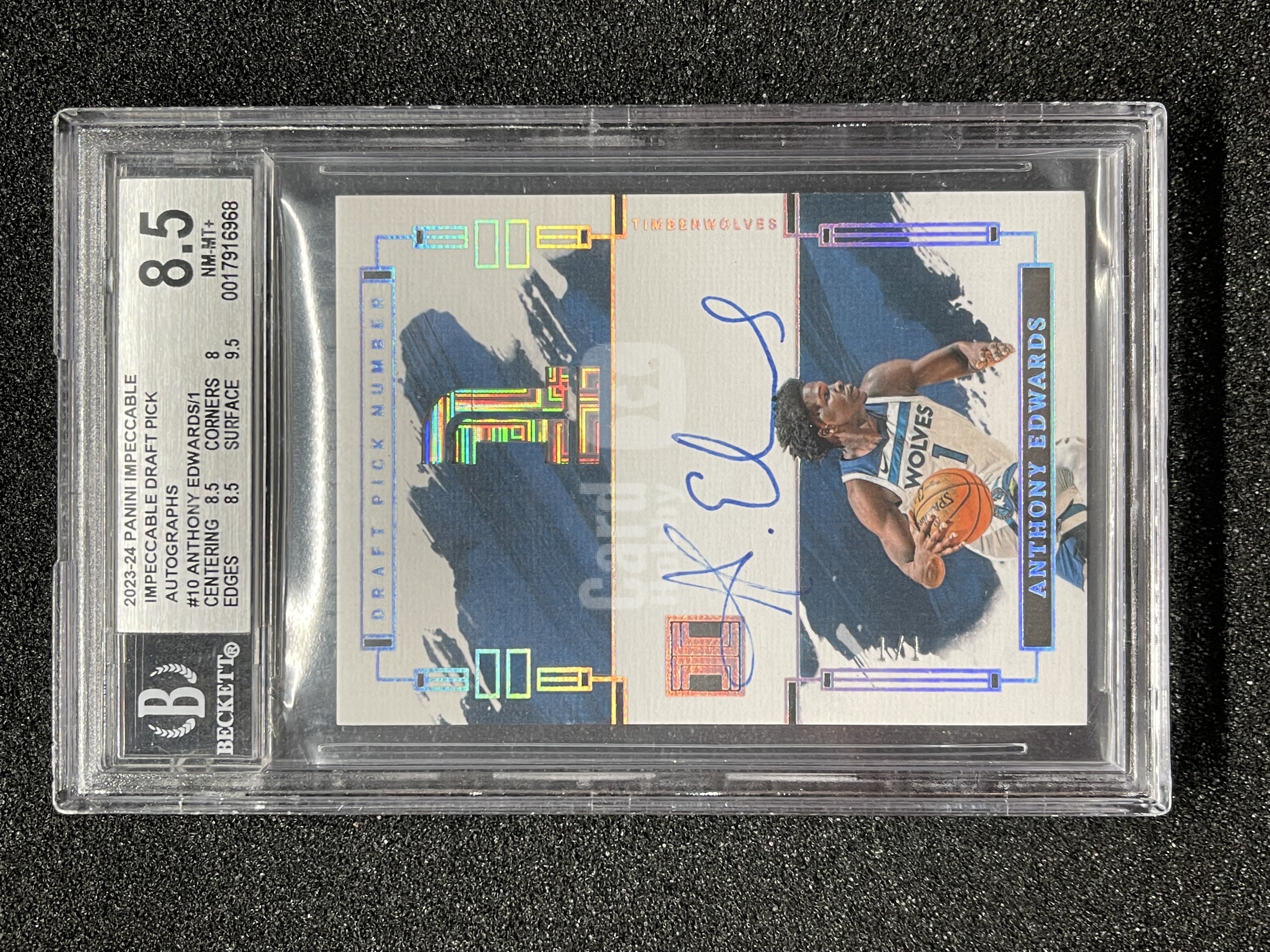 【古都代拍精品】2023-24 Impeccable 小真金 森林狼 Anthony Edwards 华子 安东尼 爱德华兹 1编1 1/1 Draft Pick Number 选秀顺位 数据 卡签 签字 BGS8.5分 双同背 顶级#降临